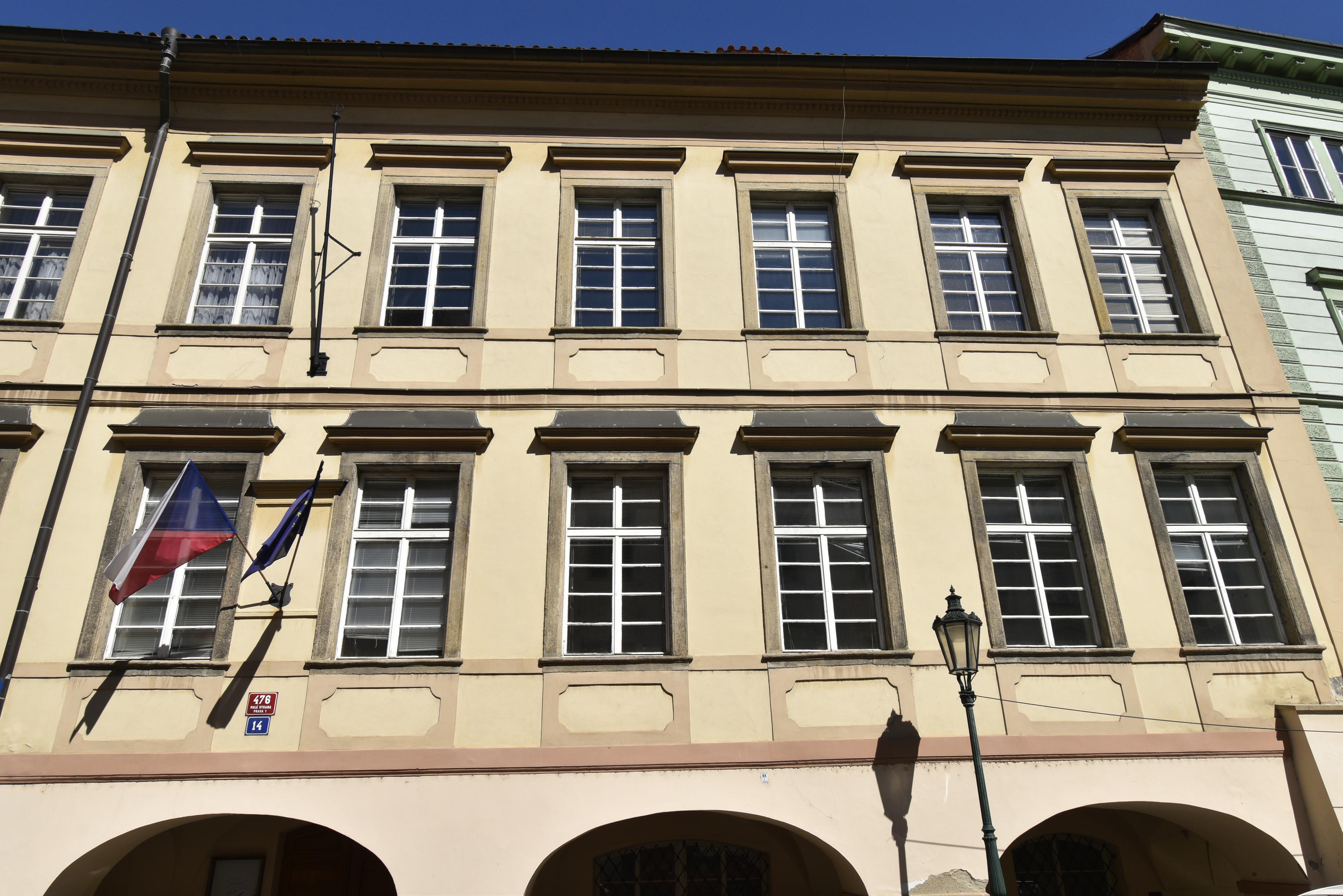 Konzervatoř a střední škola Jana Deyla foto 2