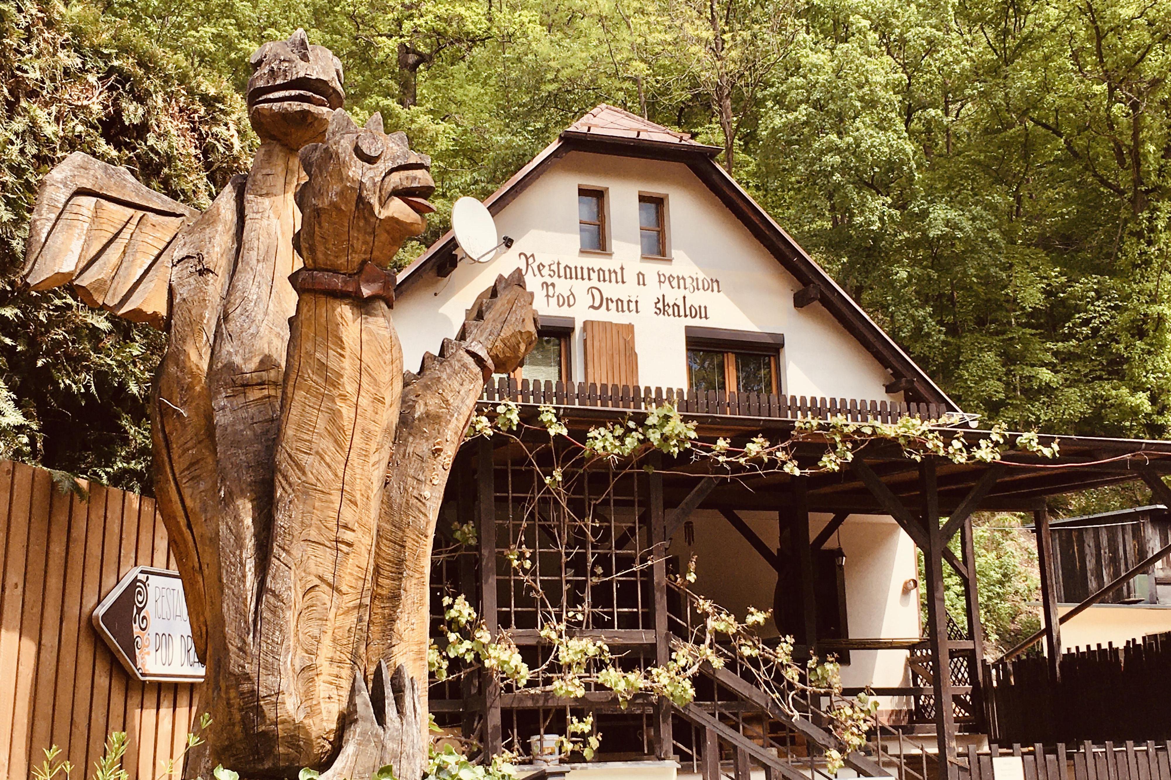 Restaurace Pod Dračí skálou