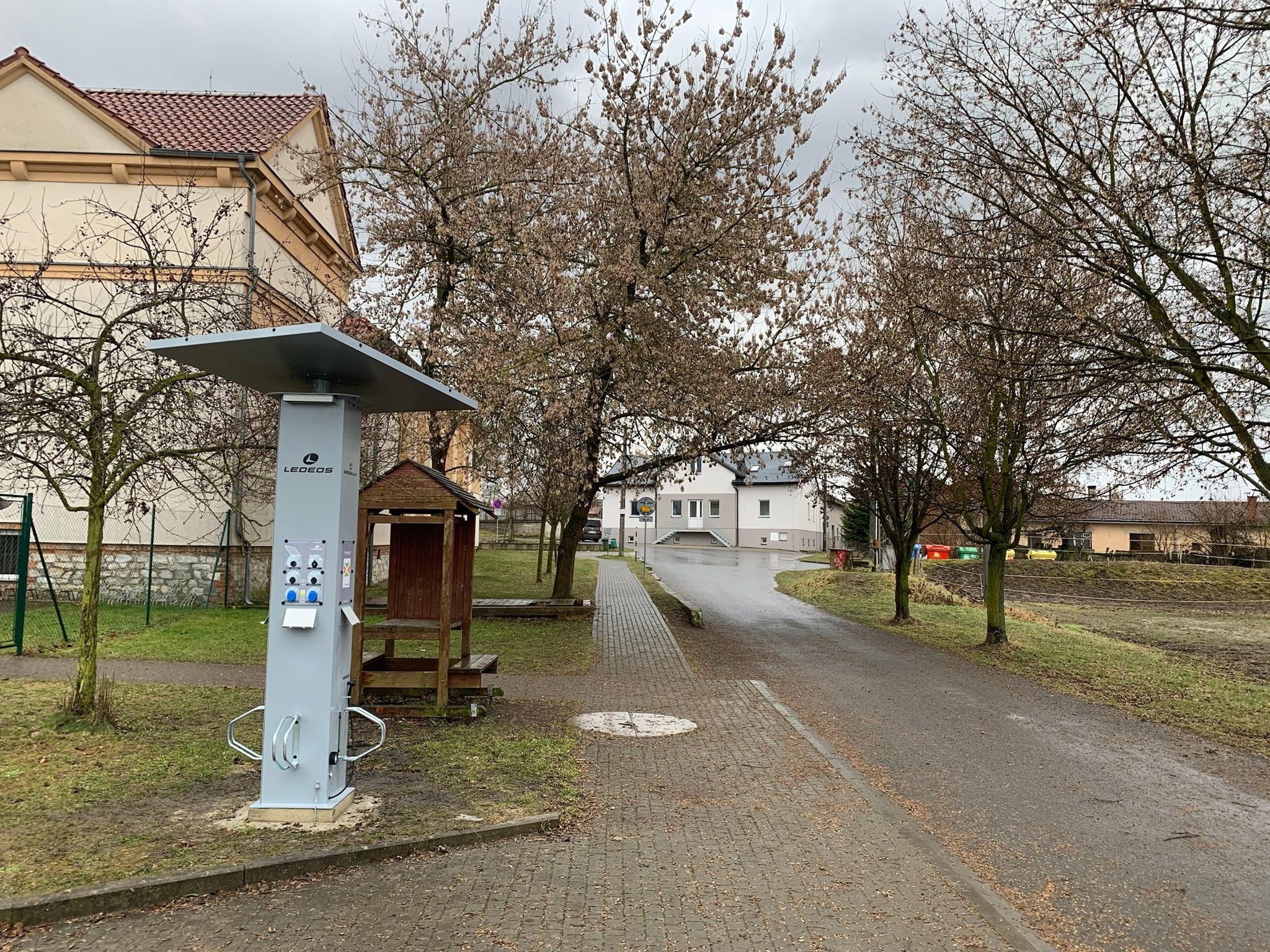 Nabíjecí stanice pro elektrokola Bystročice foto 2