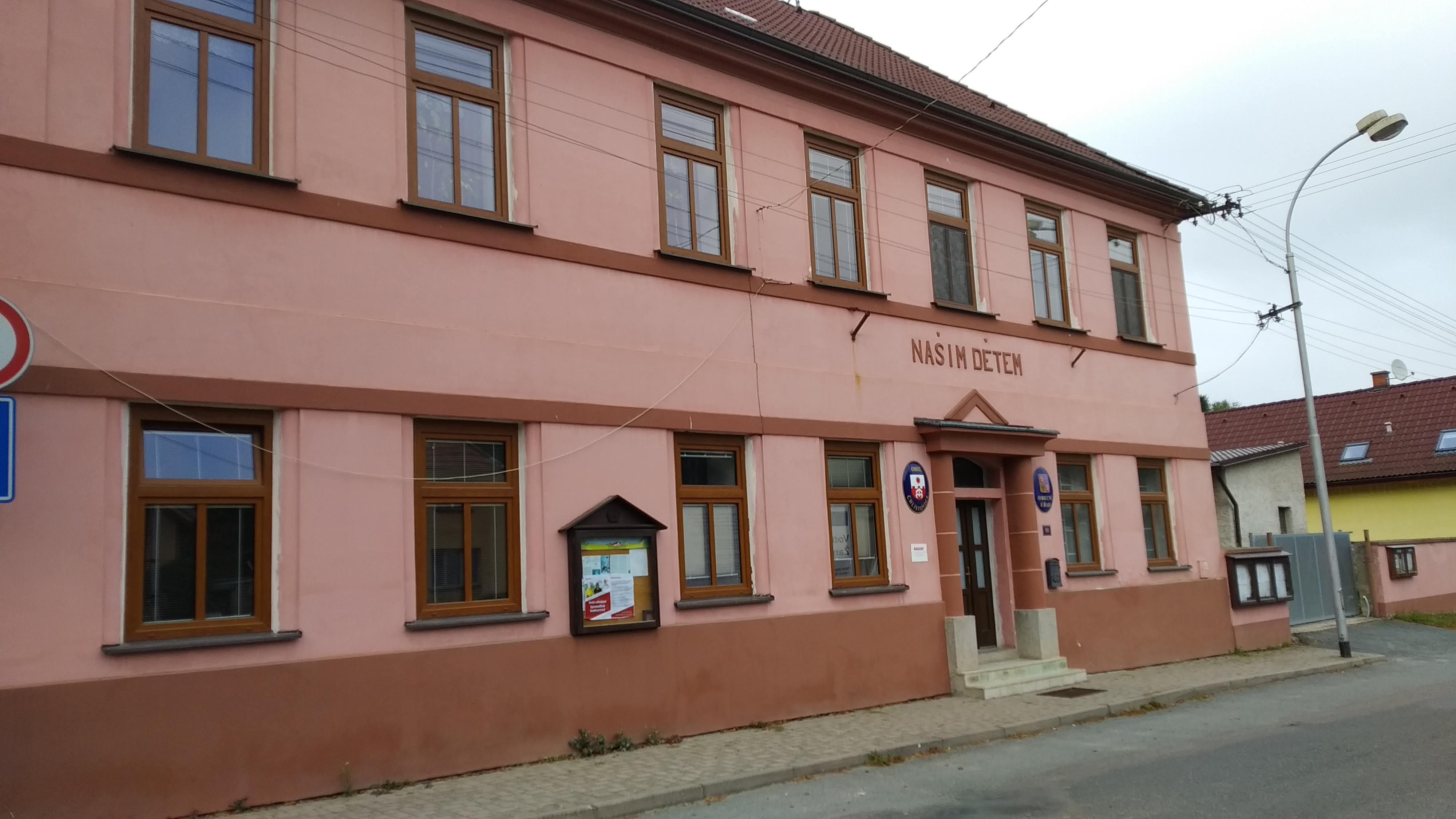 Chlístovice - obecní úřad foto 3