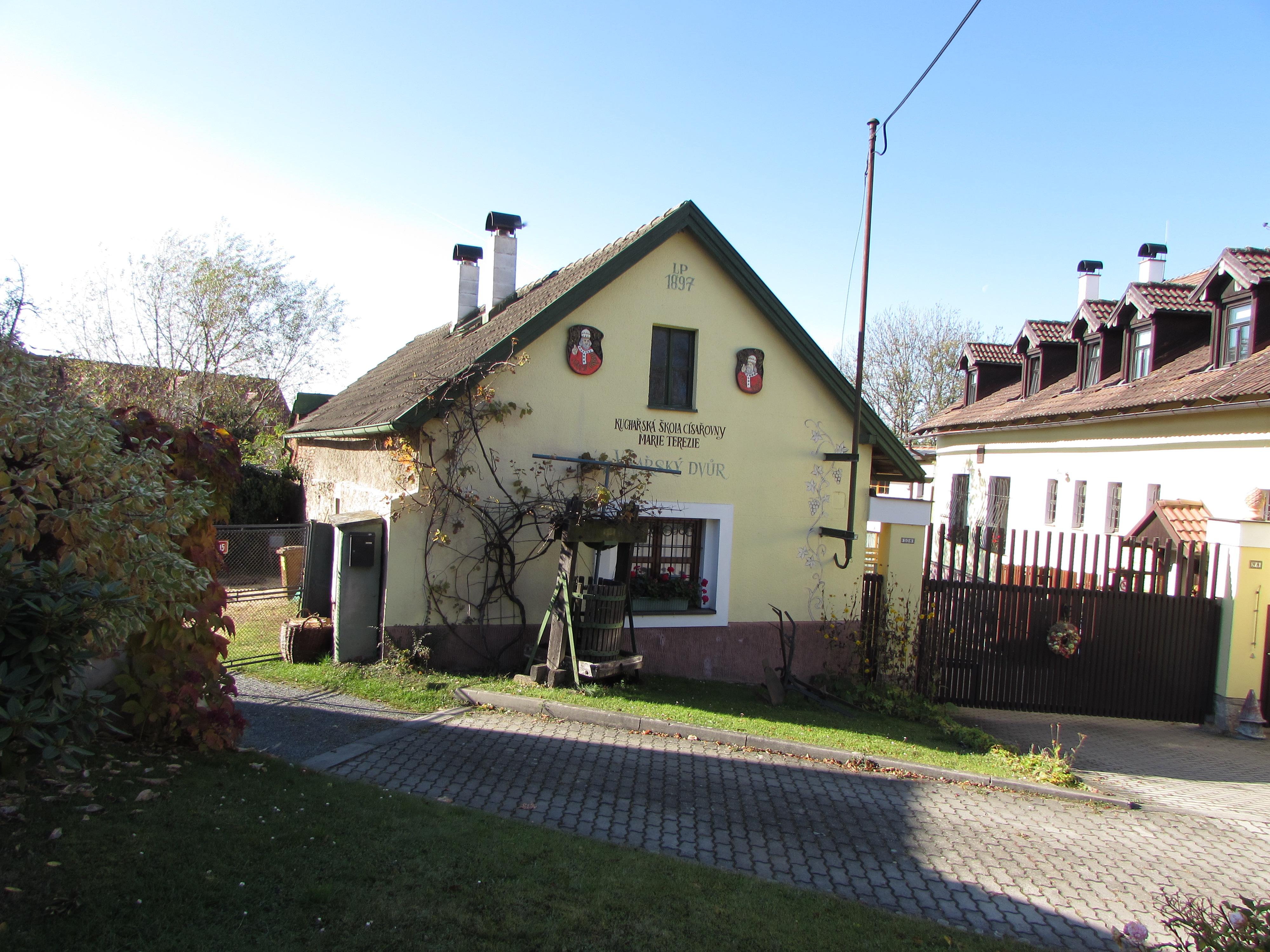 Restaurace a penzion U Sapíků, s.r.o. foto 3