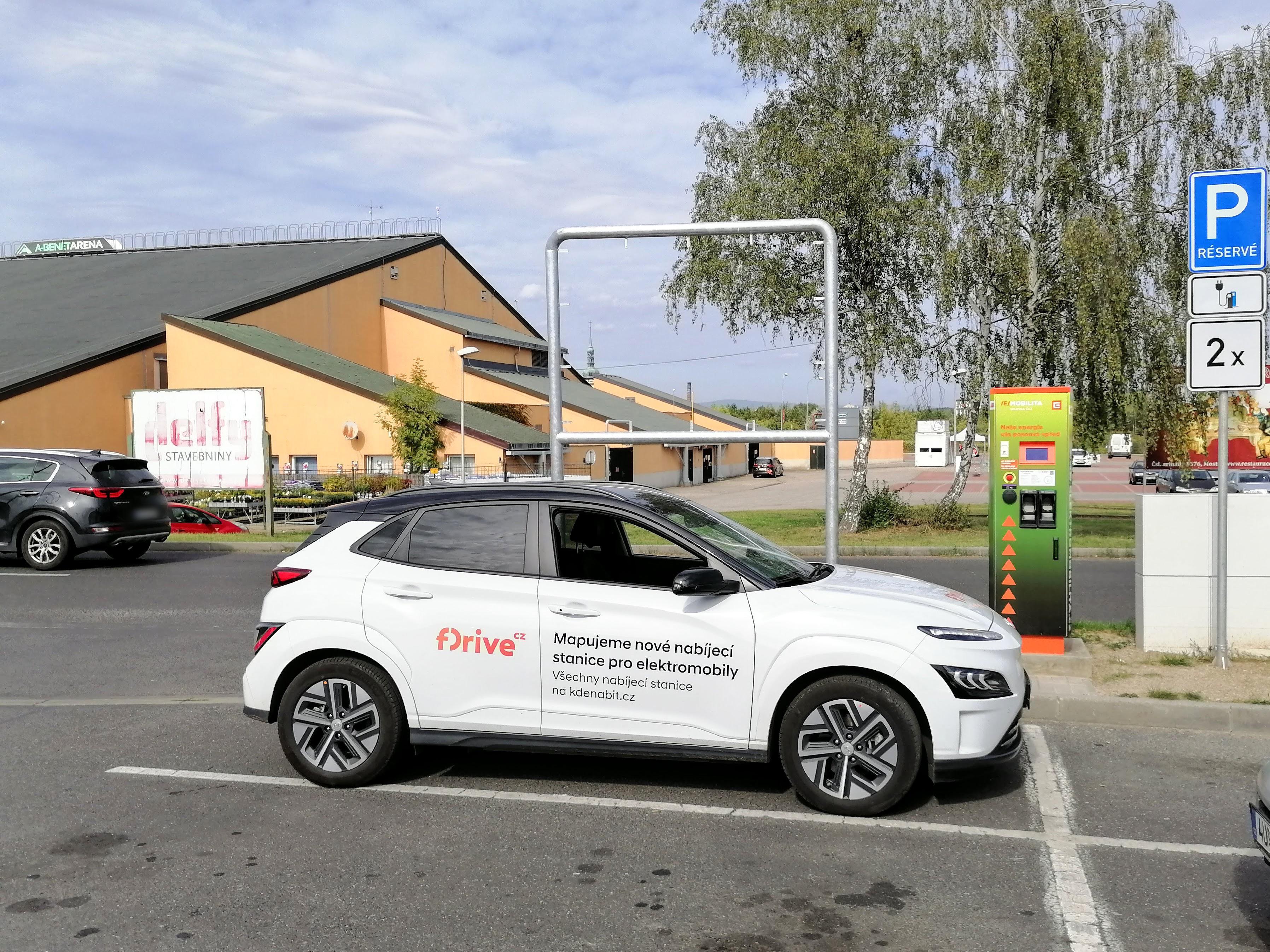 Nabíjecí stanice ČEZ