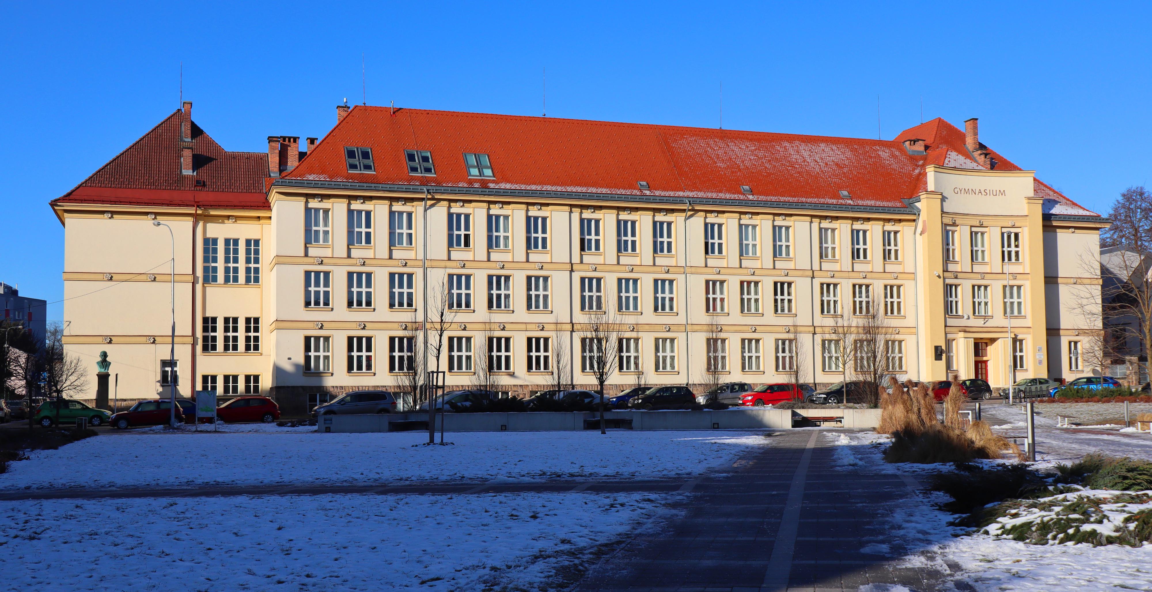 Gymnázium Trutnov, Jiráskovo náměstí foto 6