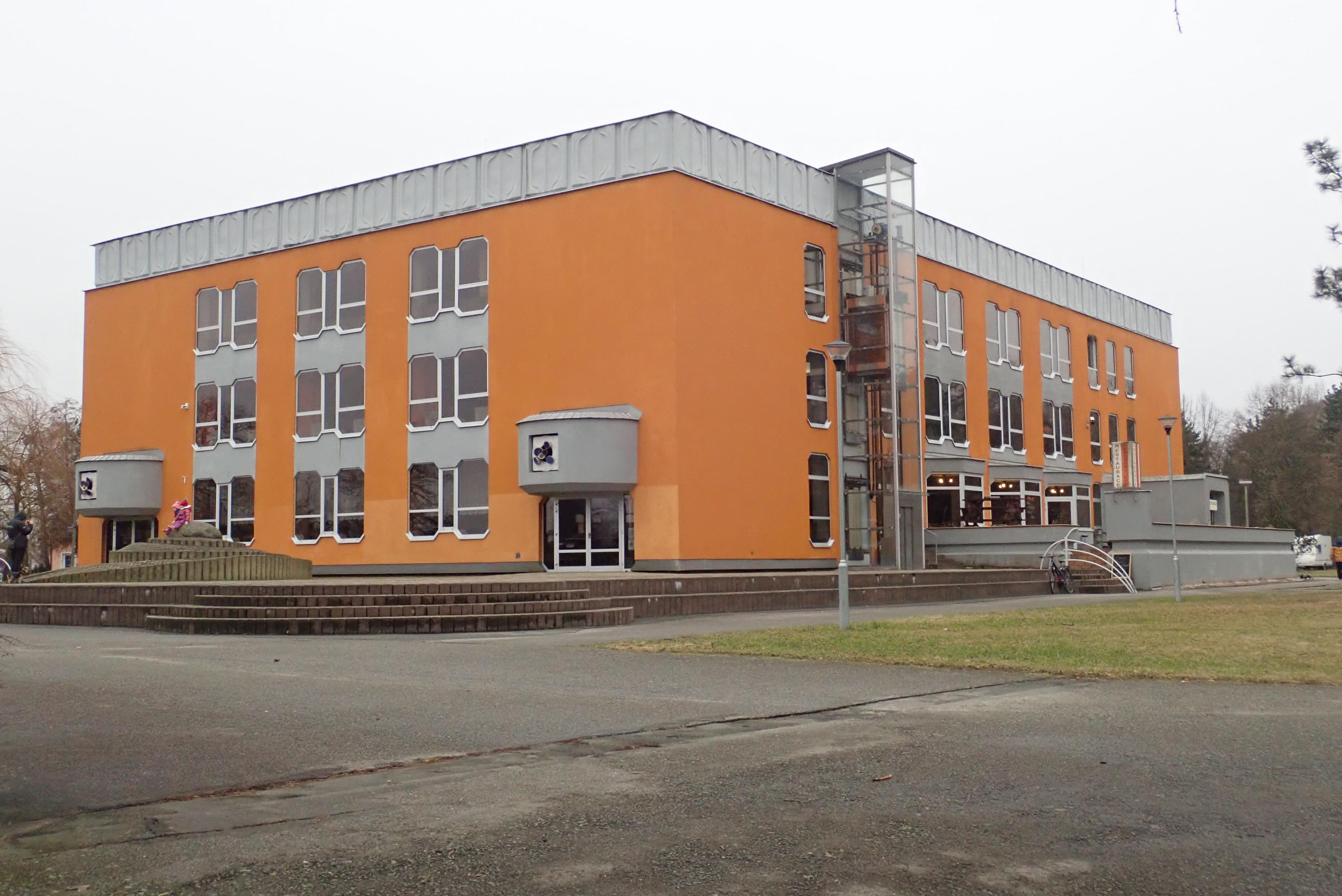 Městská knihovna Veselí nad Lužnicí foto 3