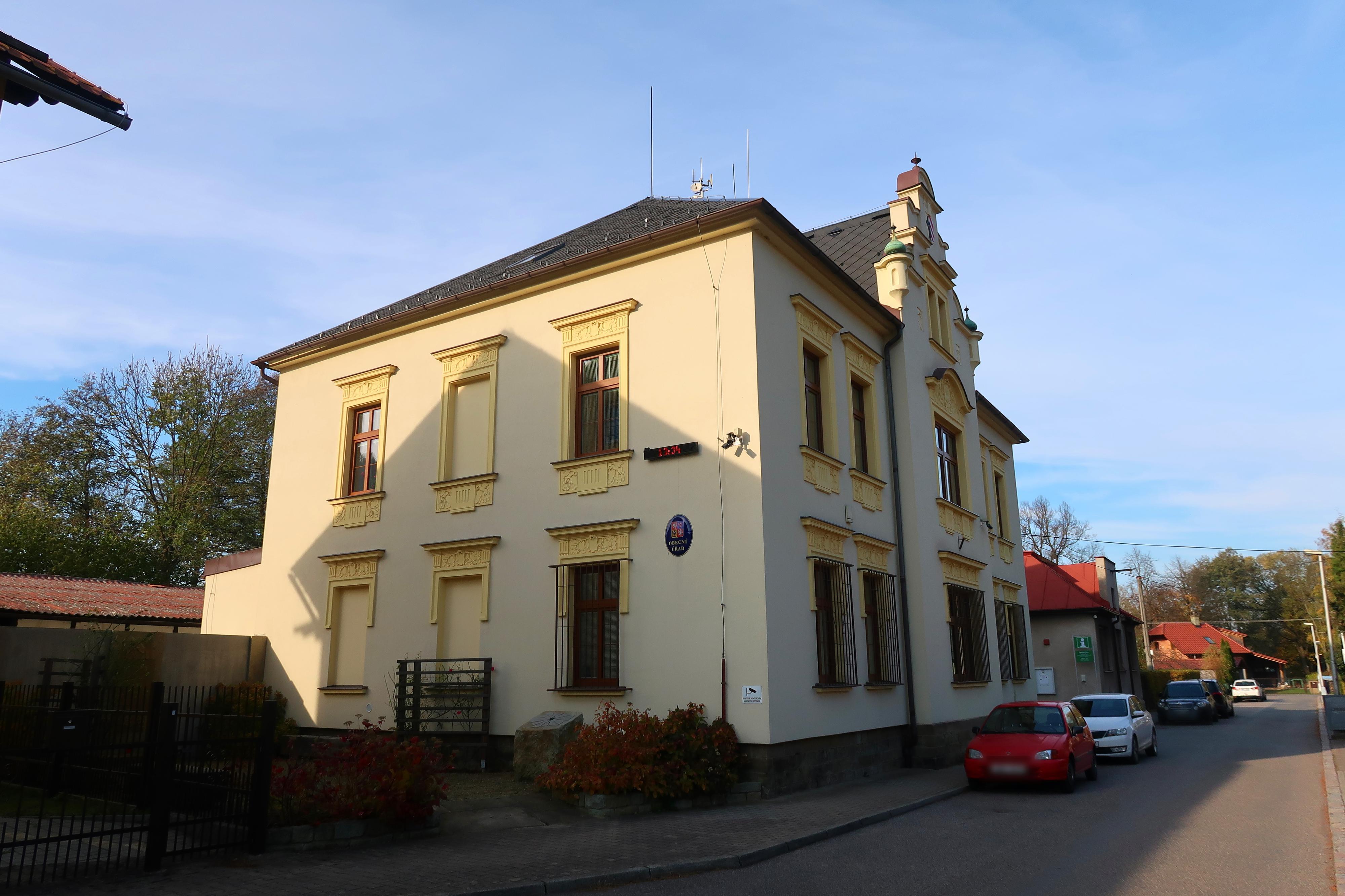 Potštejn - obecní úřad foto 2