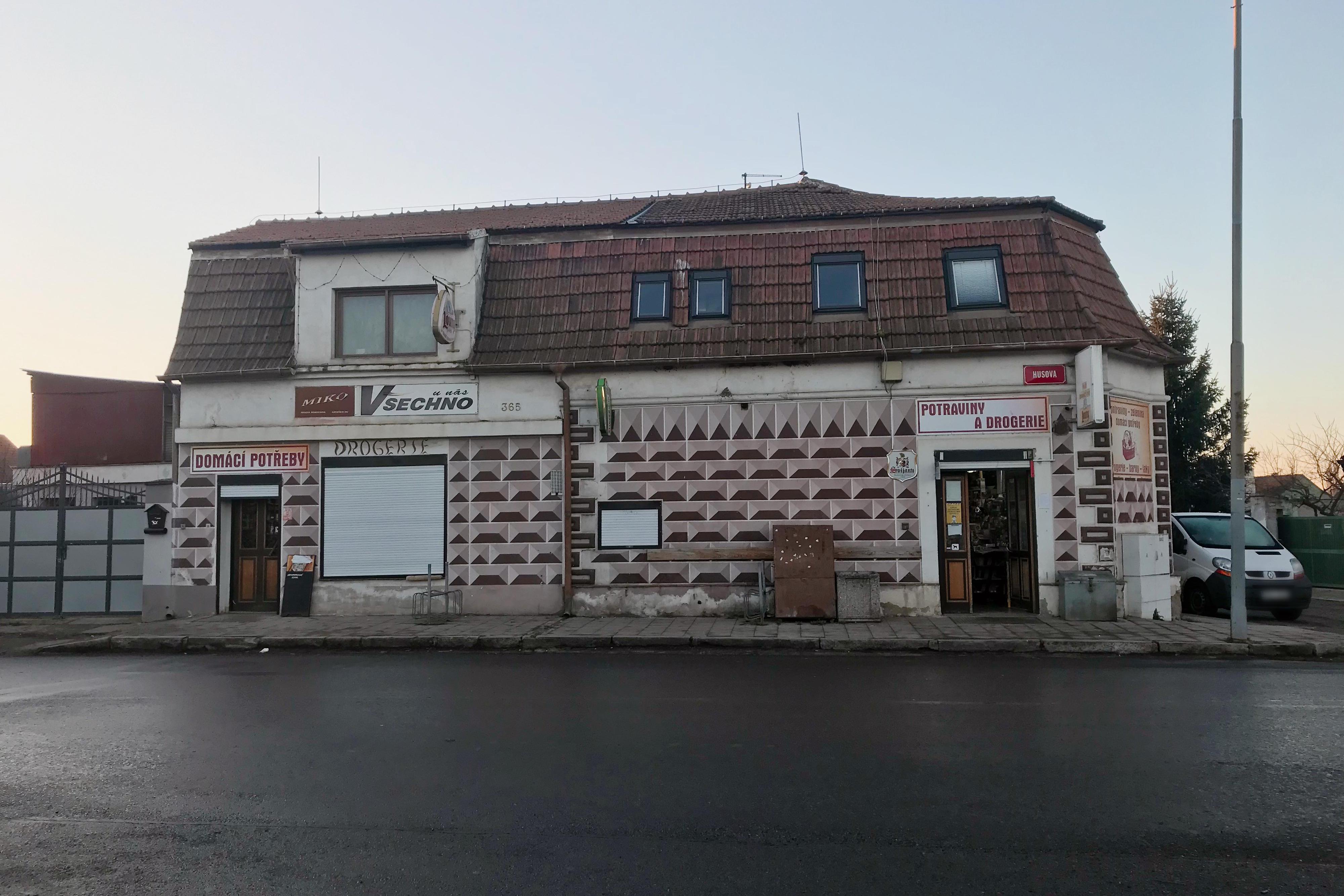 Prodej smíšeného zboží - Thi Hai Yen Khuat