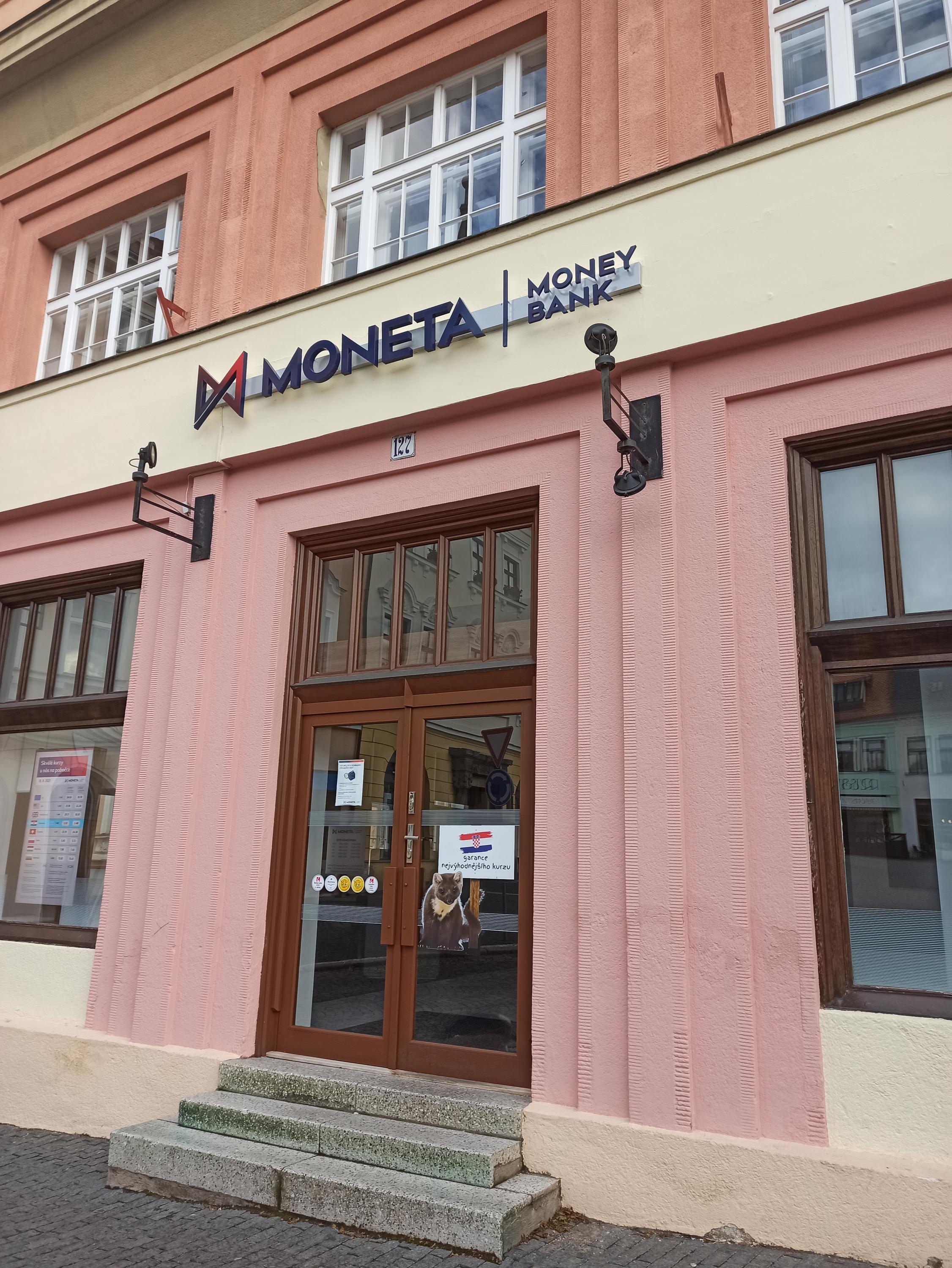 MONETA Money Bank foto 2