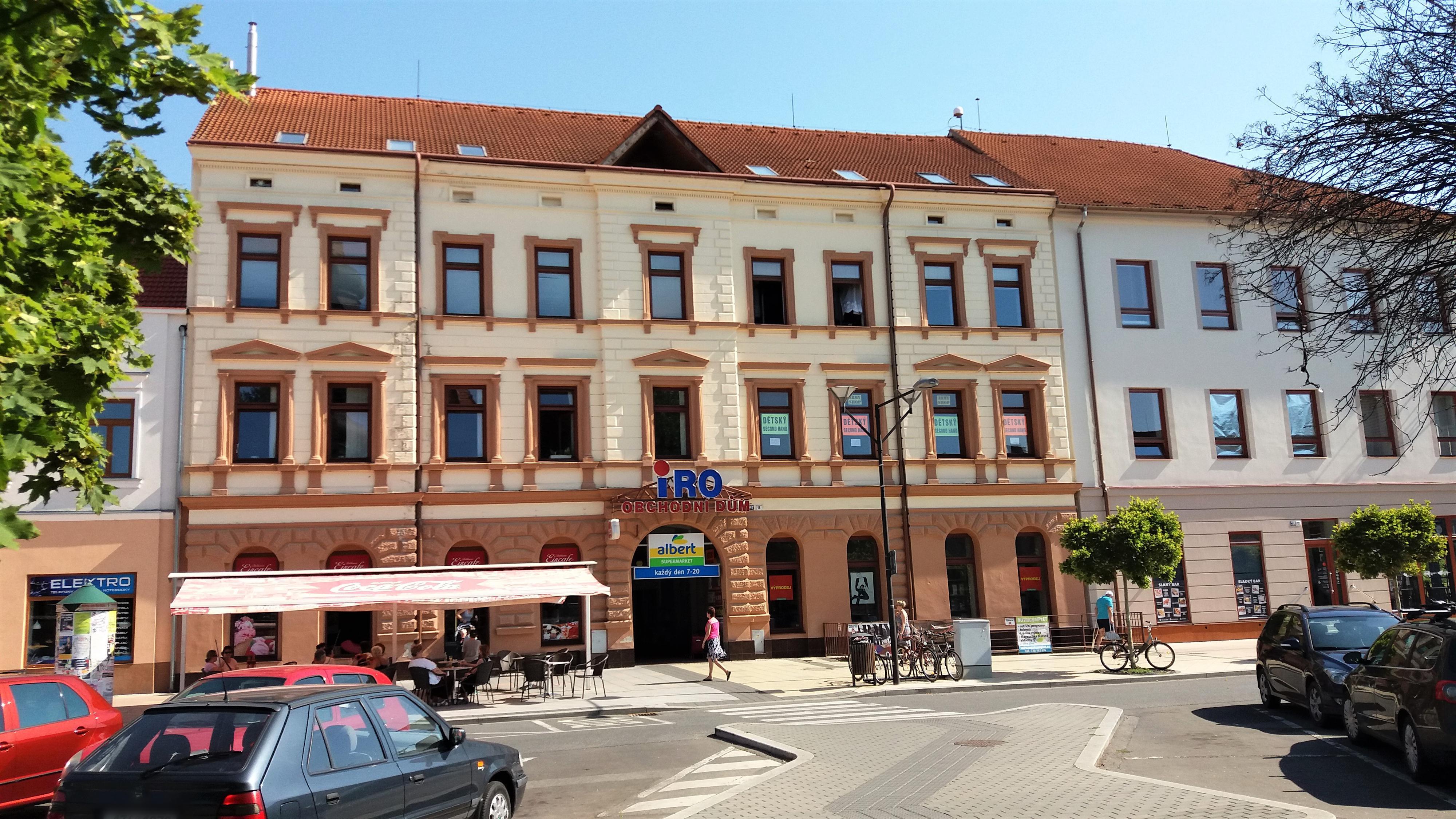 Obchodní domy iRO, a.s. foto 2