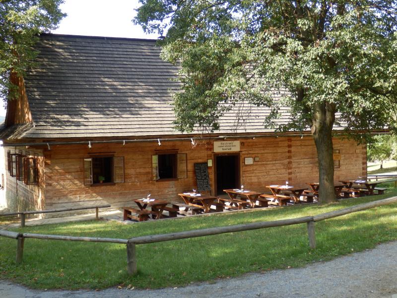 Hostinec s kupeckým krámem ze Zděchova foto 3