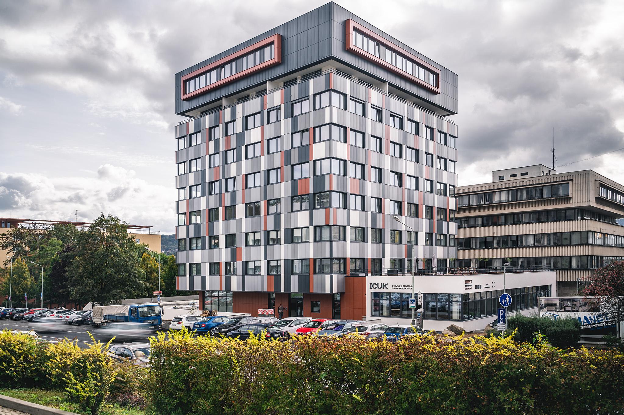 ICUK SPACE HRADEBNÍ