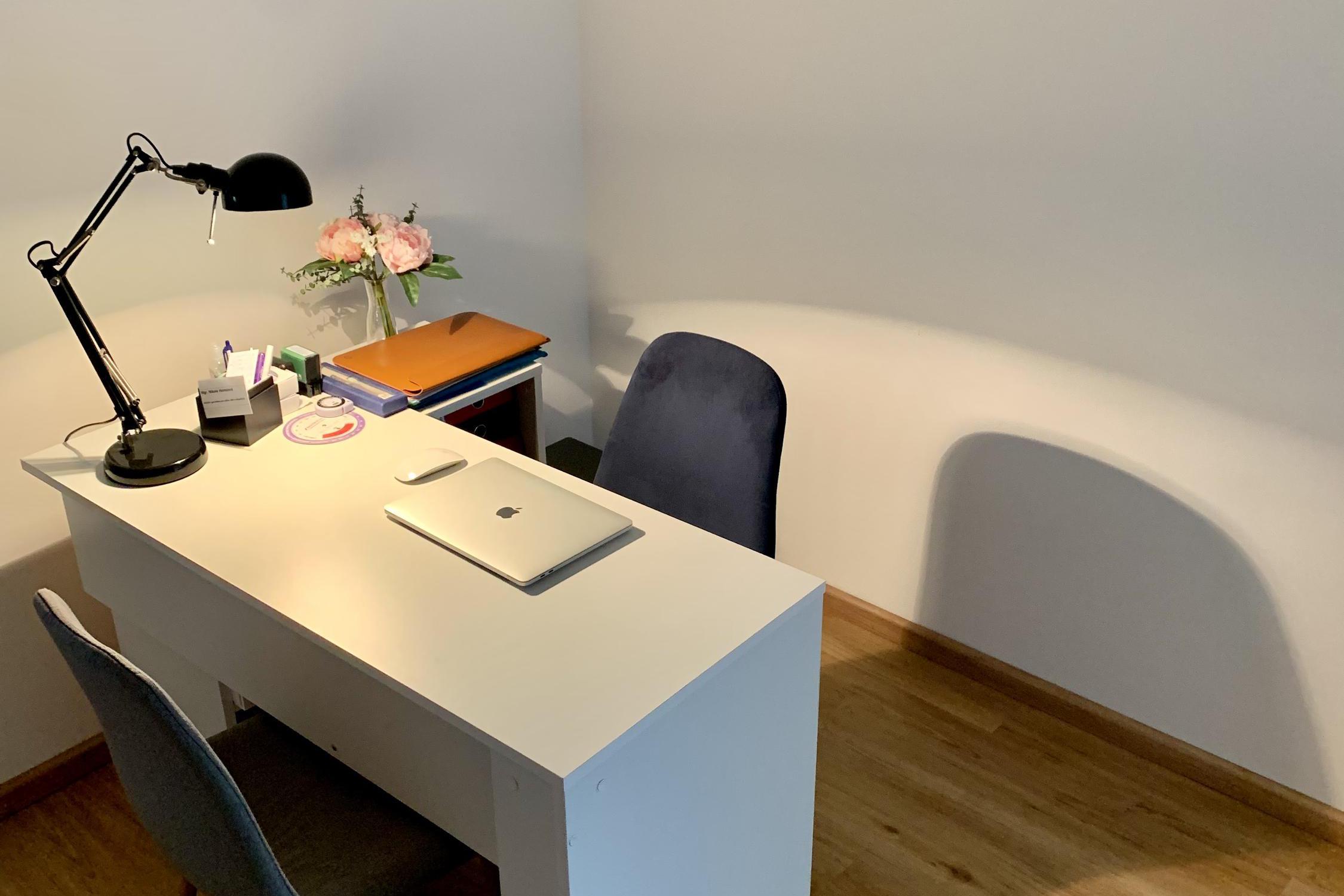 Mgr. Nikola Homzová - nutriční specialista pro výživu dětí a dospělých