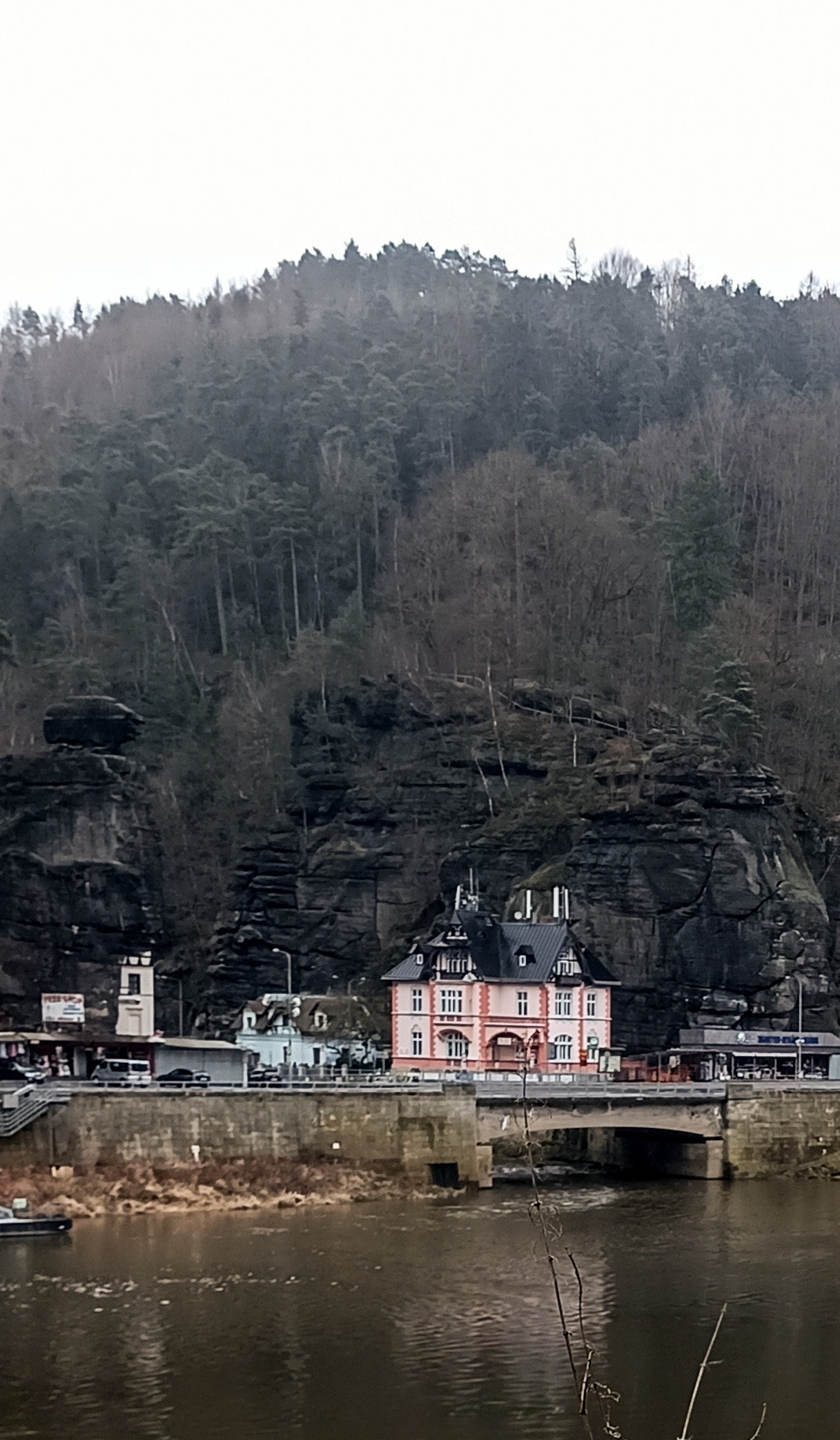 Pošta Hřensko foto 3