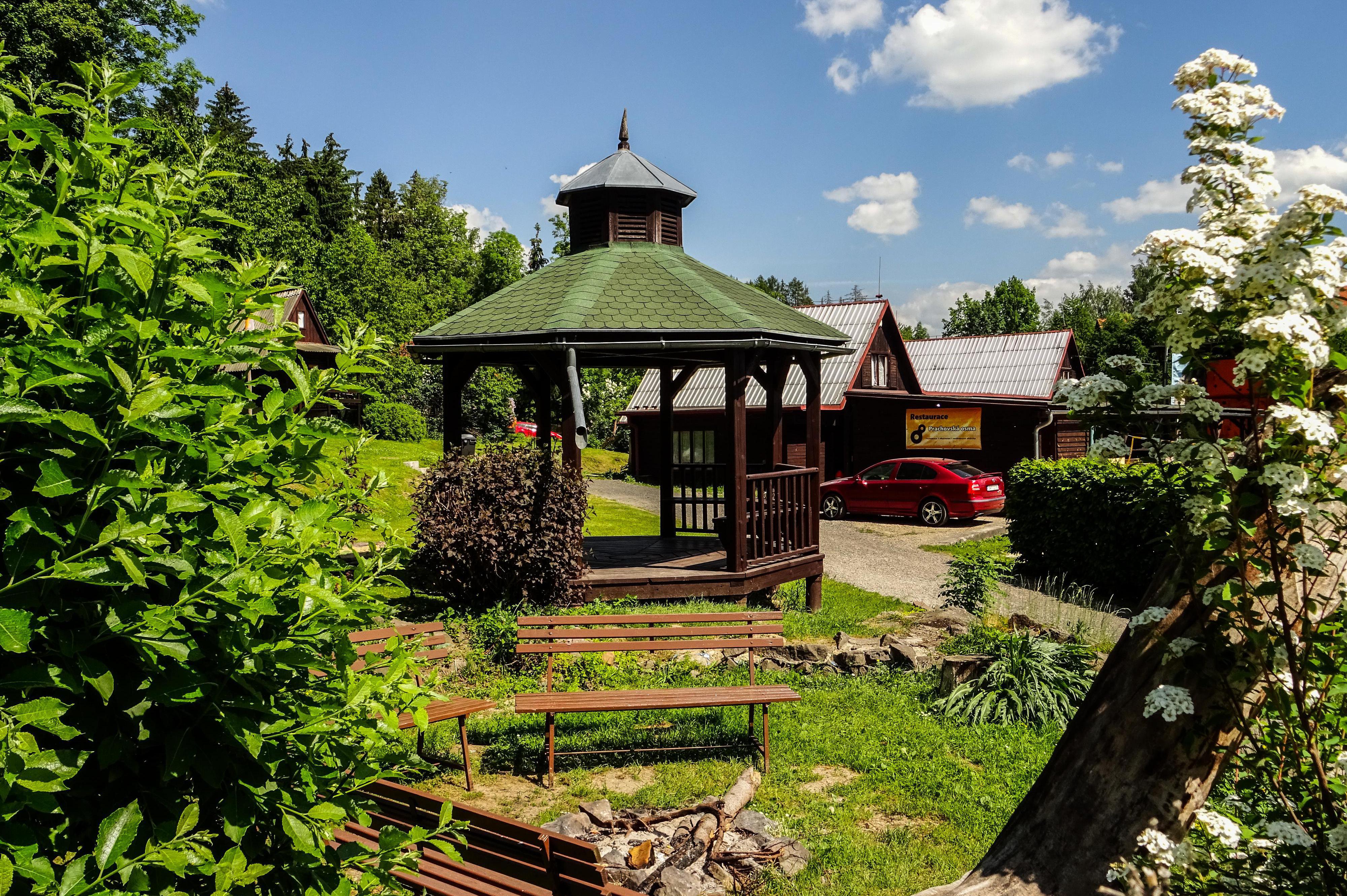 Rekreační středisko Prachovská osma