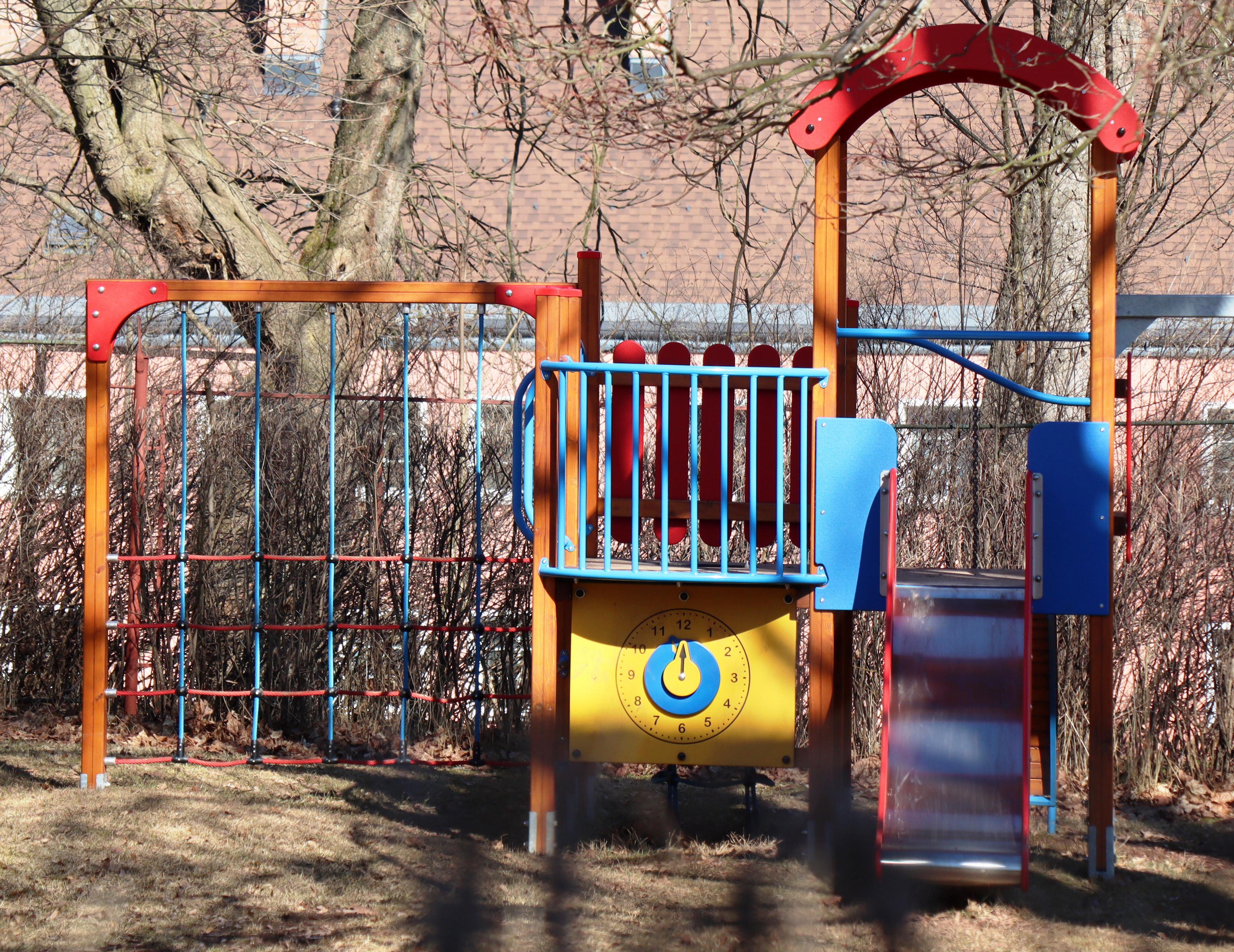 MŠ Trutnov, V Domcích foto 4