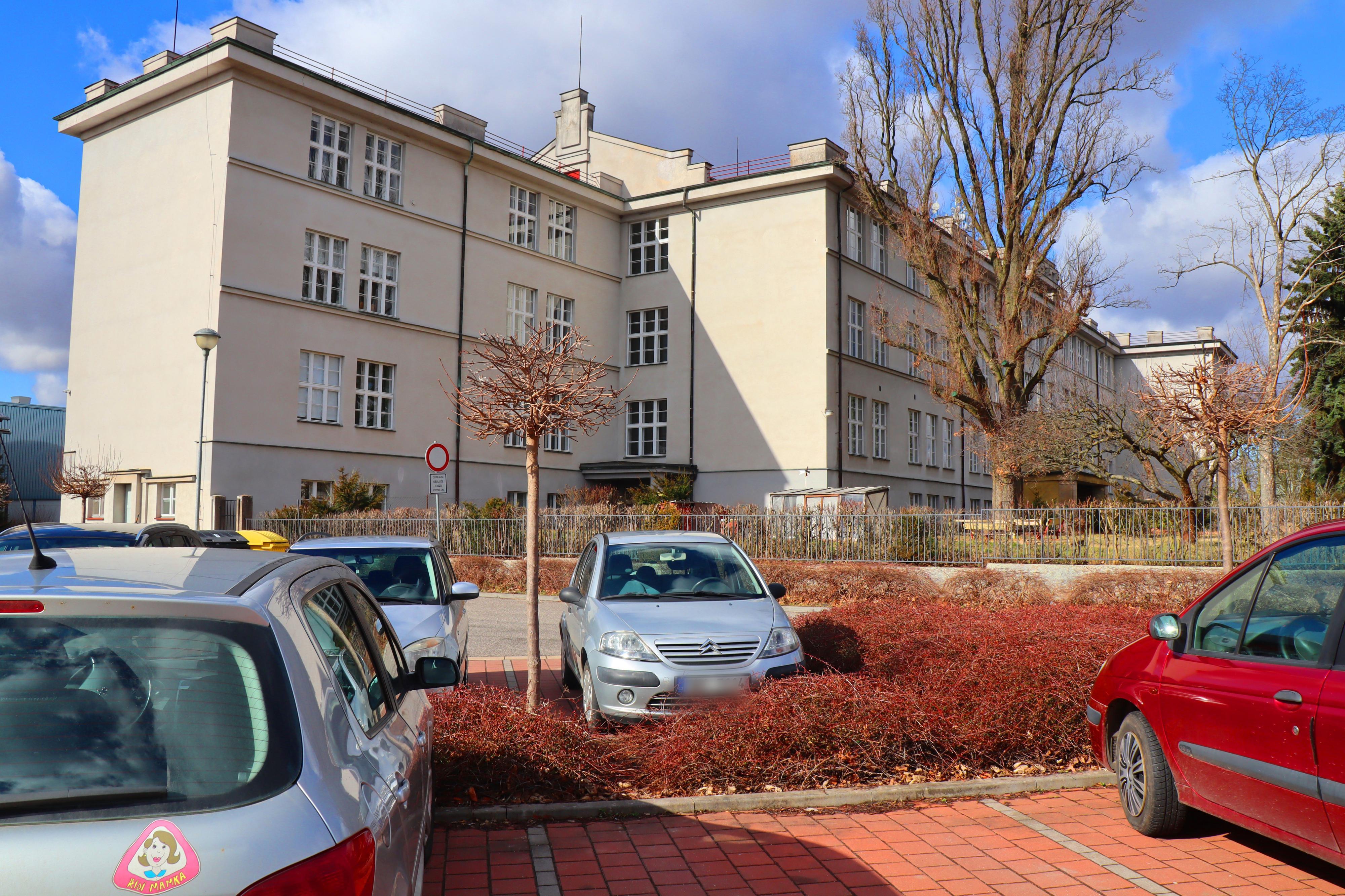 Gymnázium Jaroslava Žáka, Jaroměř foto 6