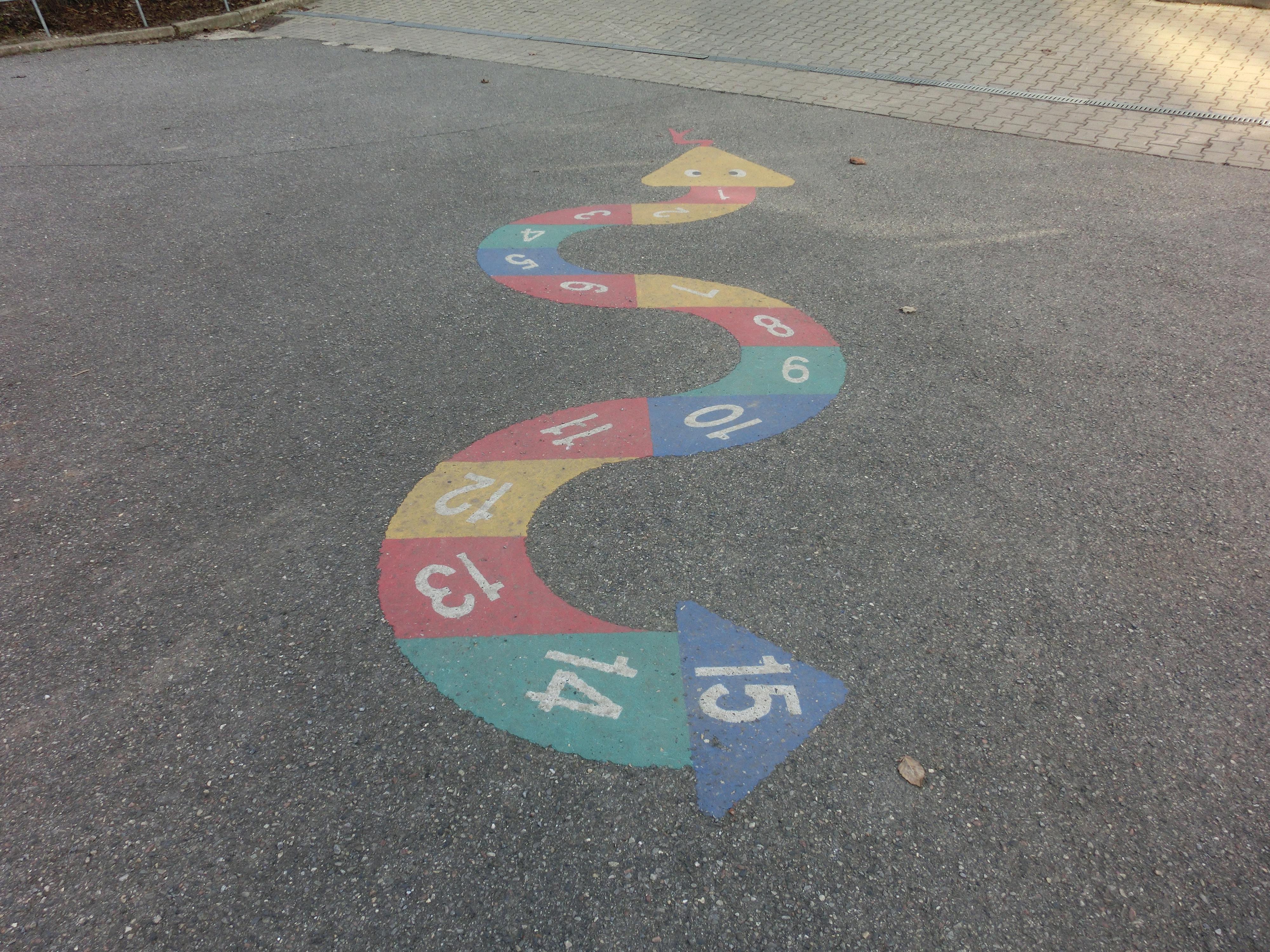 ZŠ generálporučíka Františka Peřiny Praha 6 foto 2