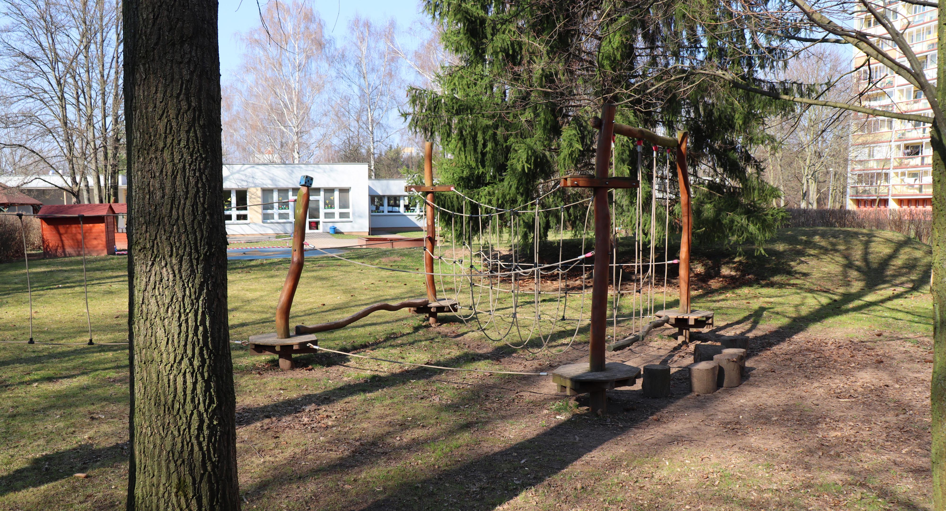 Mateřská škola Pardubice-Polabiny, Brožíkova 450 foto 6