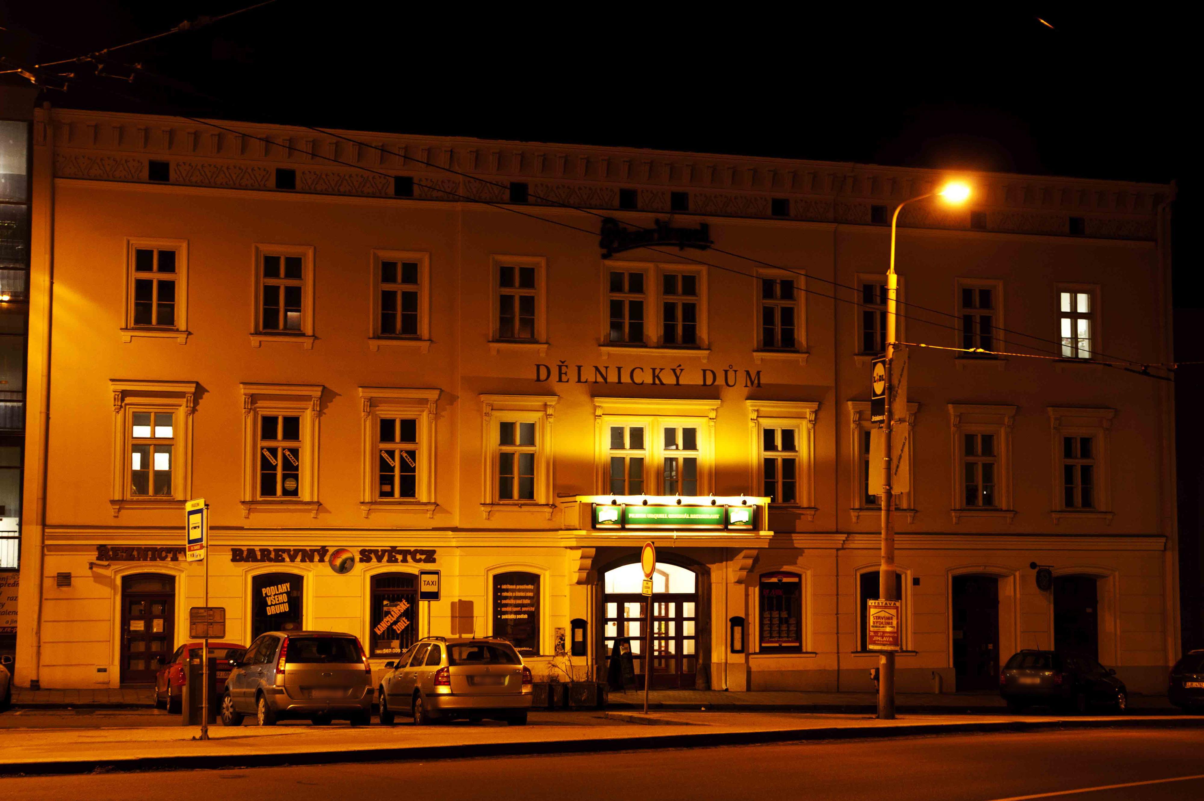 Dělnický dům - pronájem sálů