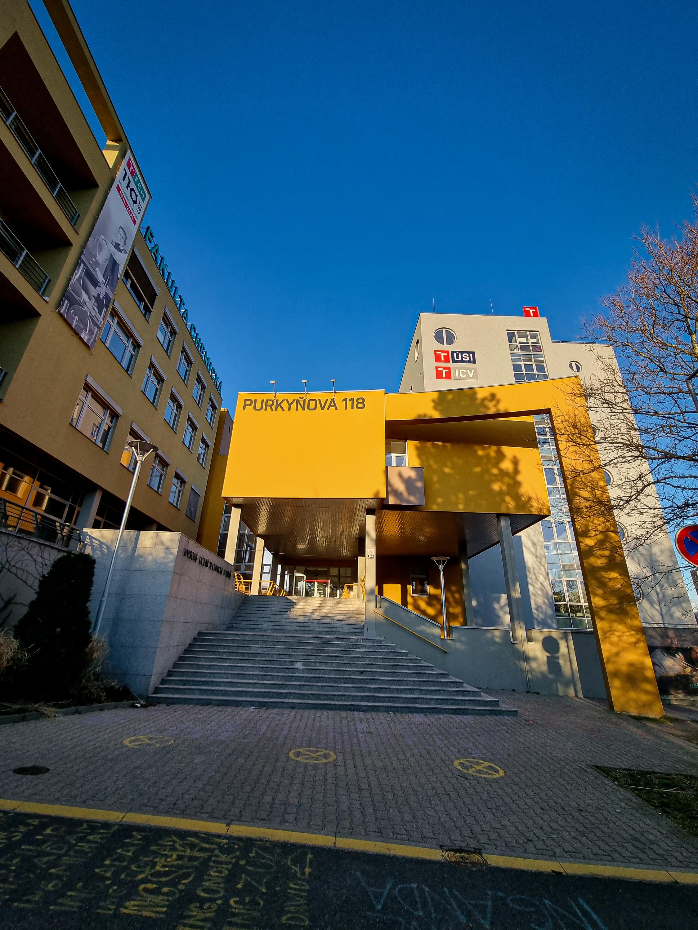 Vysoké učení technické v Brně - Fakulta chemická foto 3