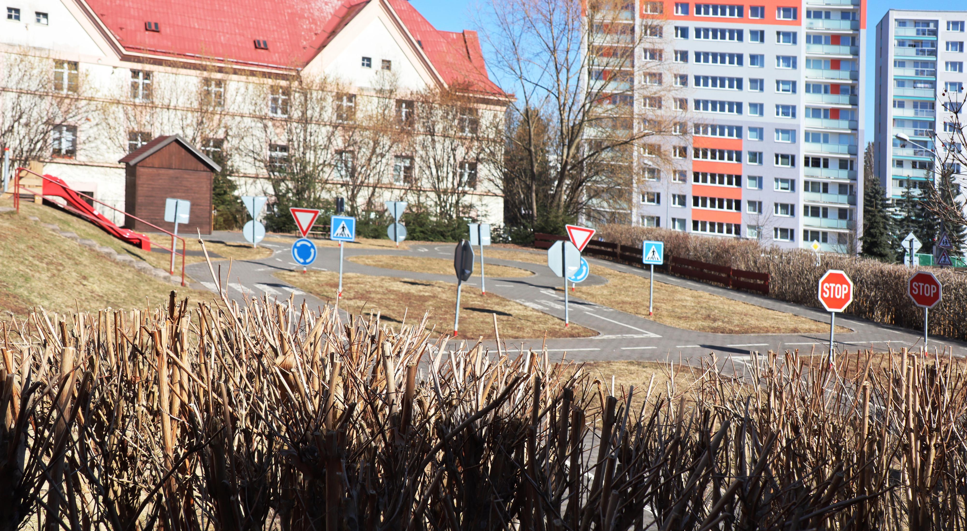 MŠ Trutnov, V Domcích foto 4
