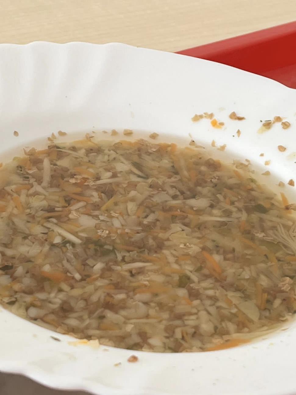 Školní jídelna 25. ZŠ Plzeň foto 2