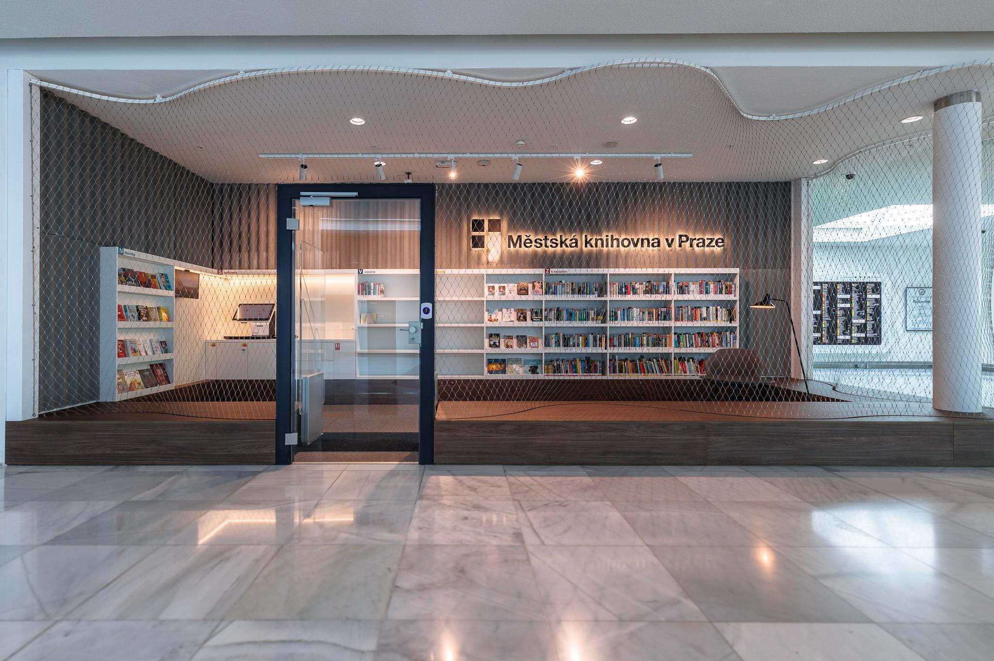 Městská knihovna v Praze - Kiosek CČM