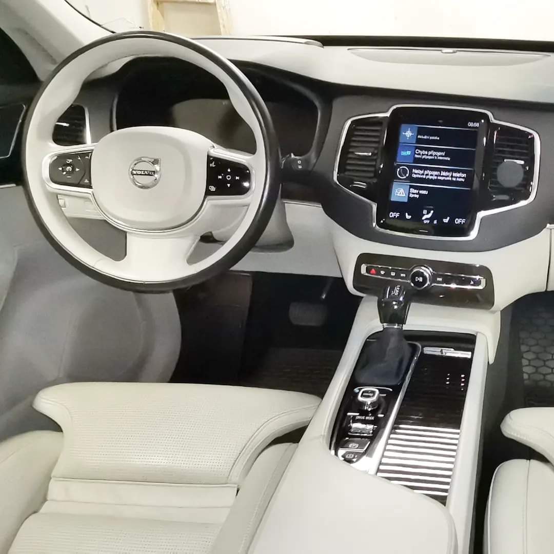 Čištění interiérů aut