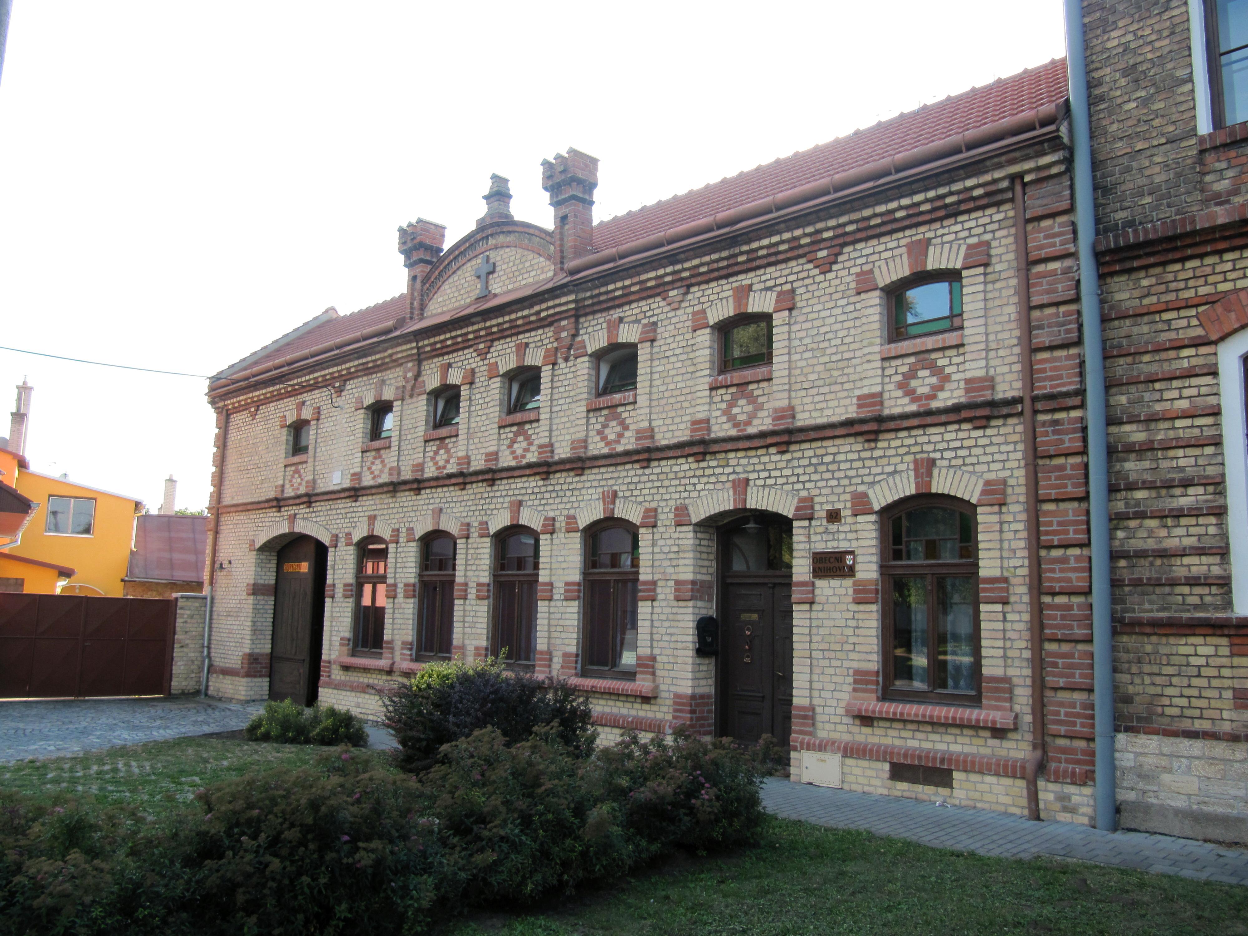 Obecní knihovna Břest