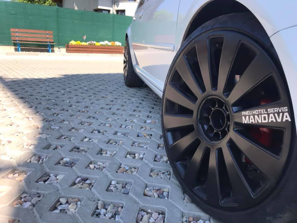 PneuHotelServis Mandava foto 3