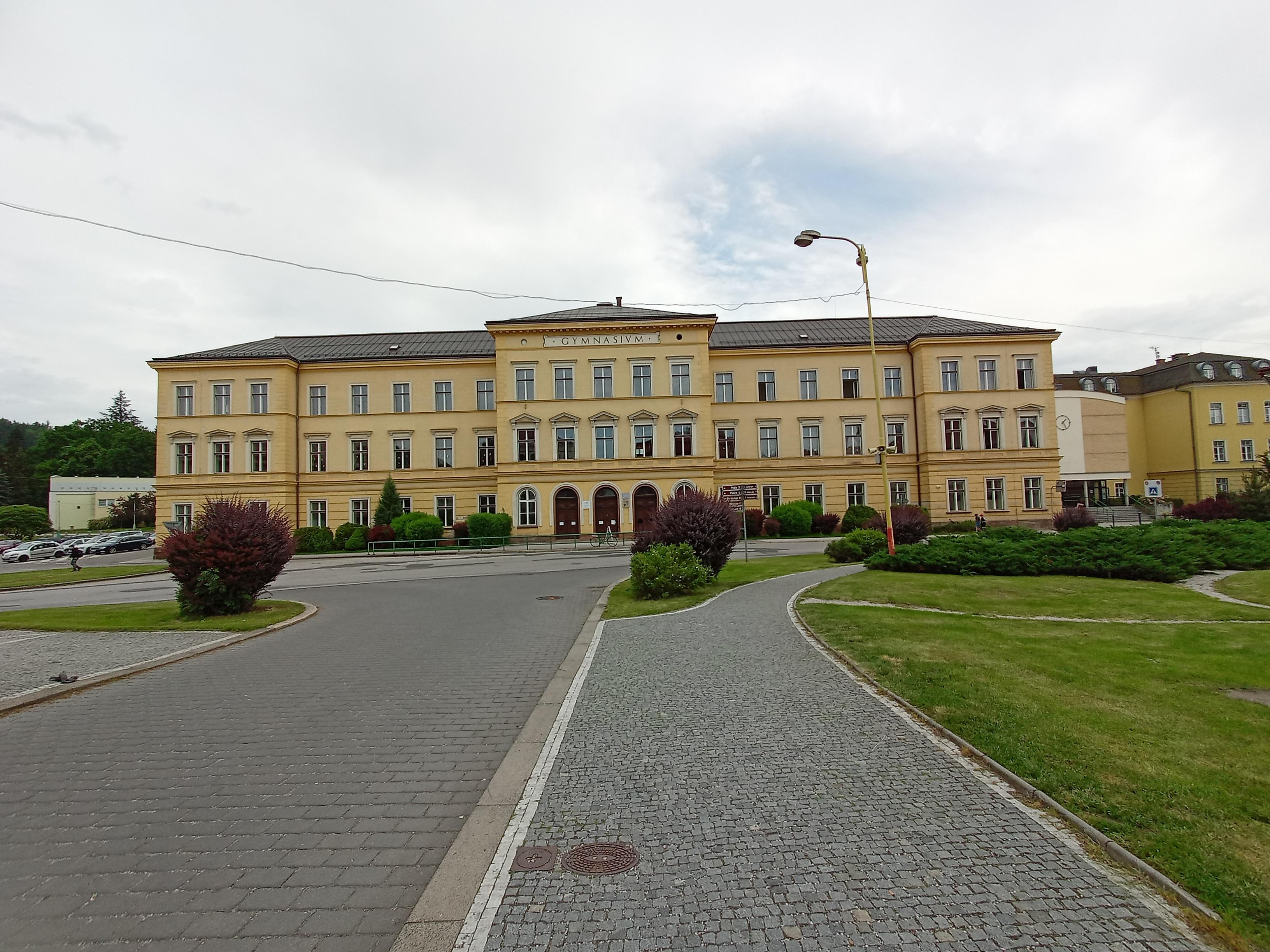 Krkonošské gymnázium a Střední odborná škola