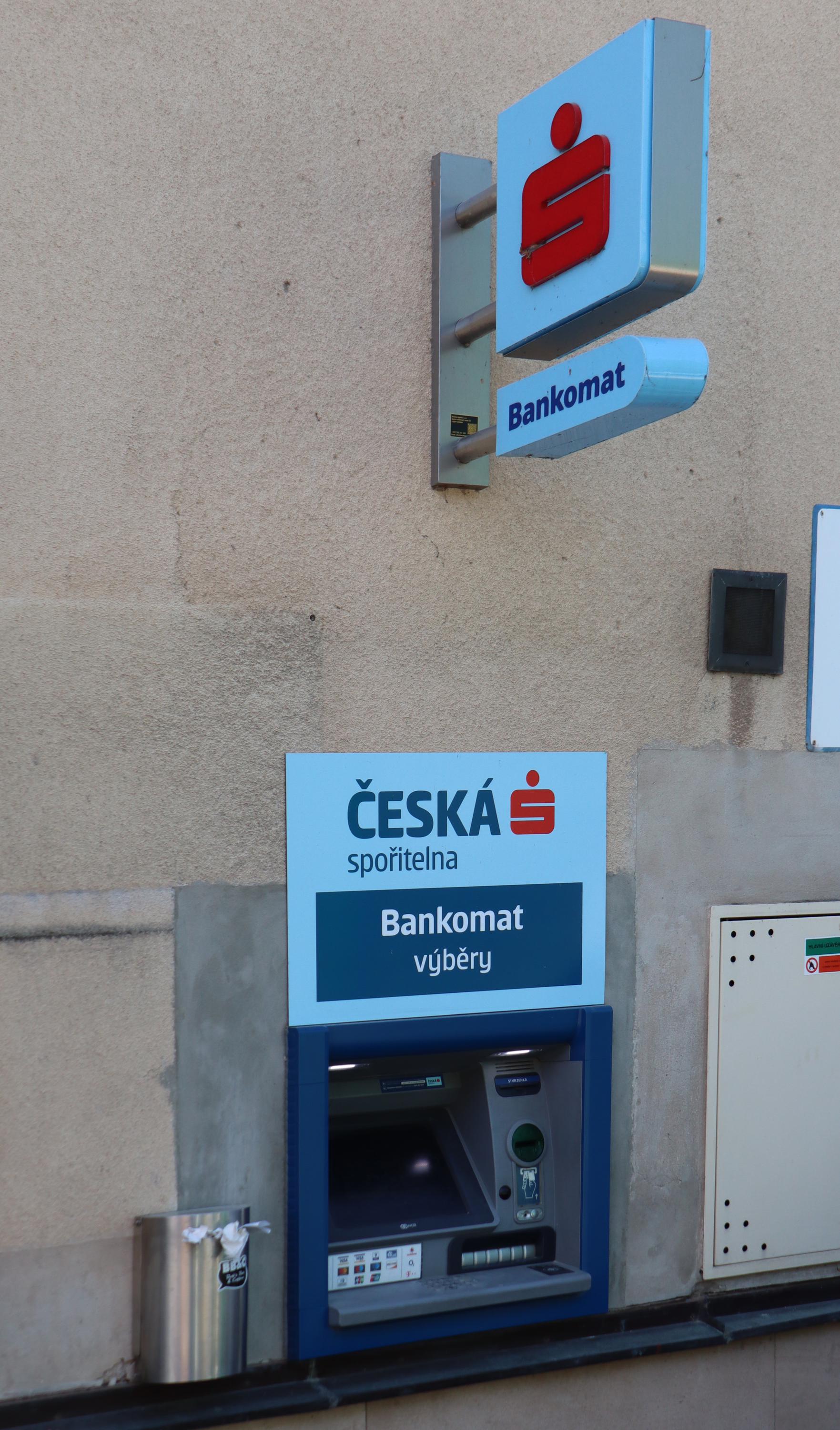 Bankomat České spořitelny foto 2