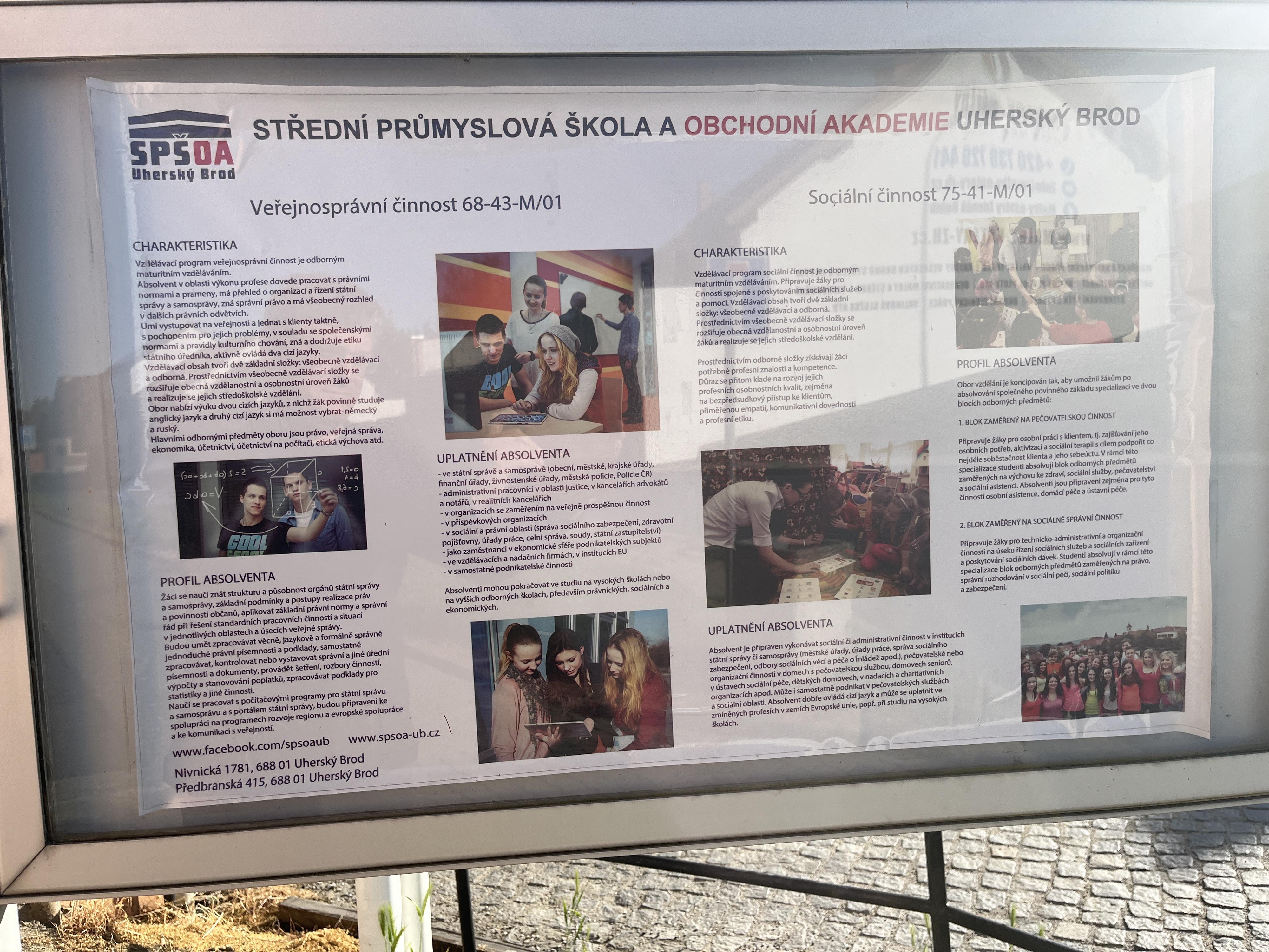 Střední průmyslová škola a Obchodní akademie Uherský Brod foto 4