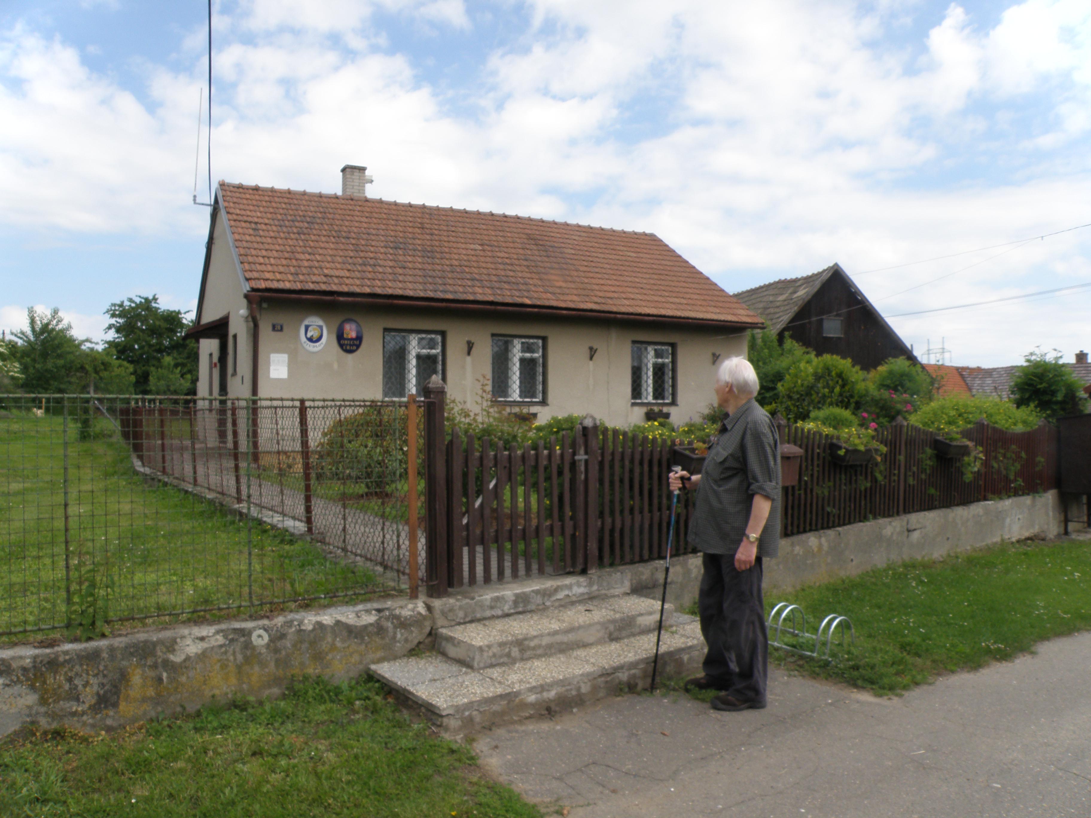 Študlov - obecní úřad foto 2