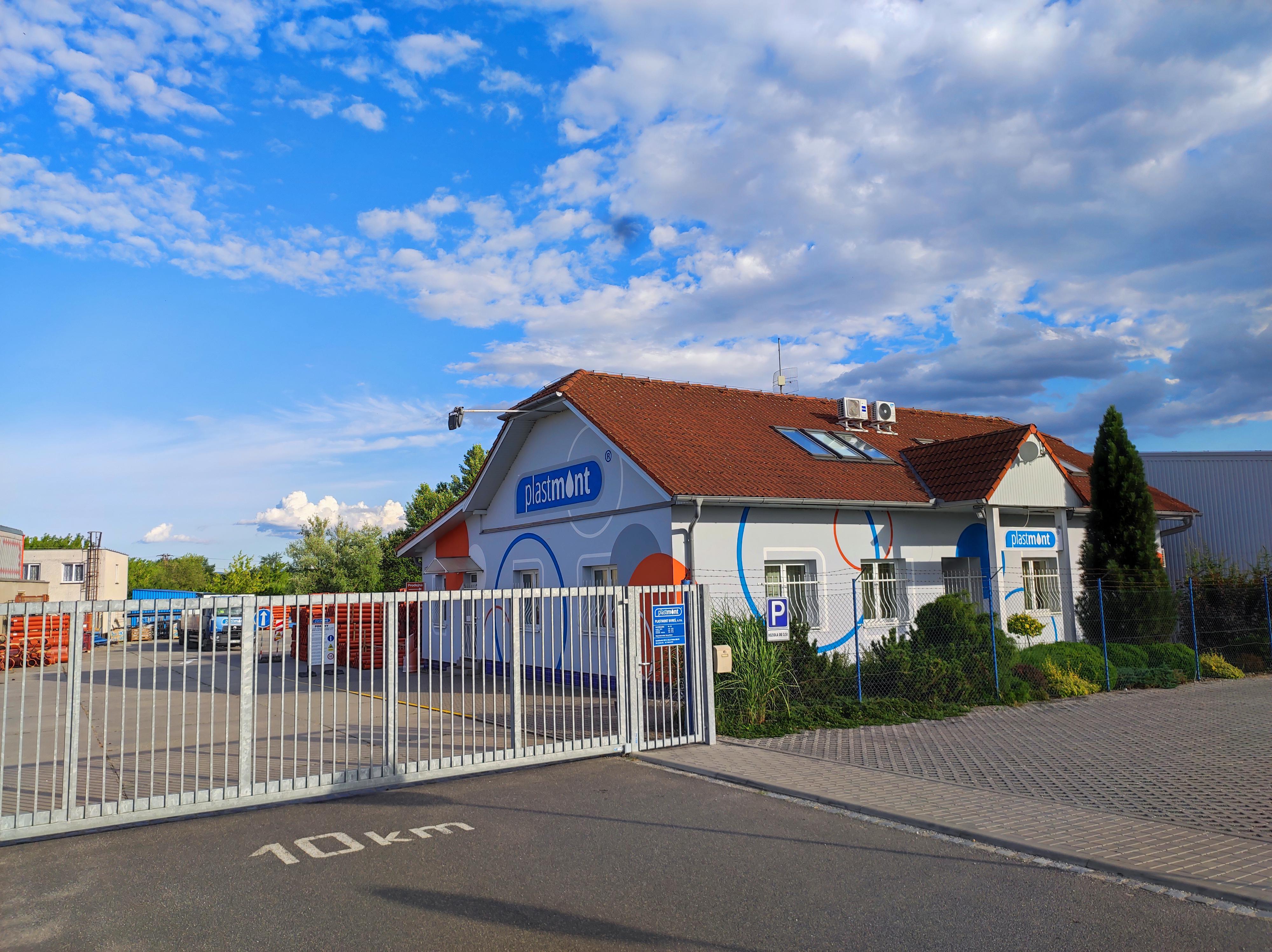 PLASTMONT BUREŠ, s.r.o.