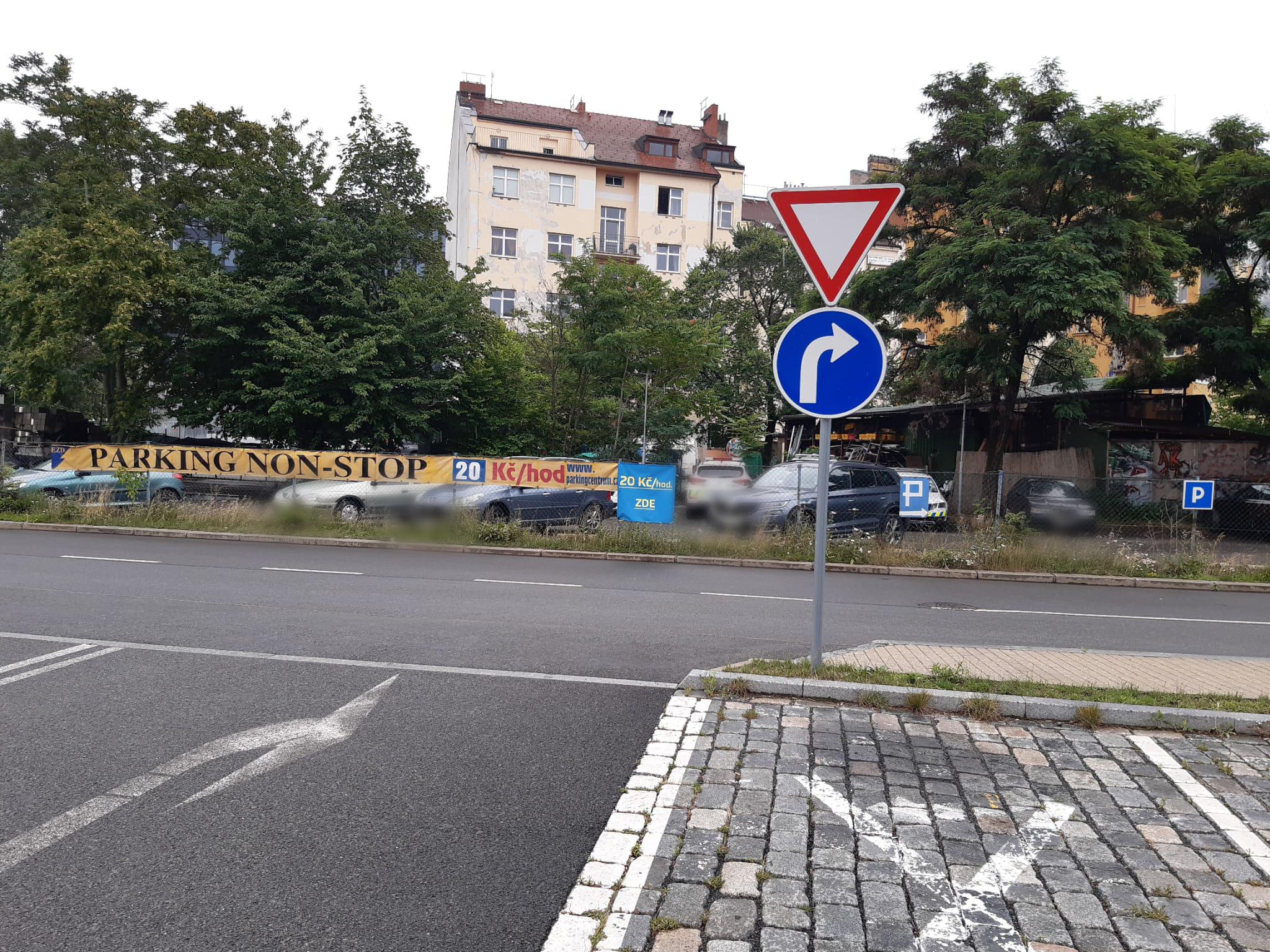Parking Jankovcova foto 6