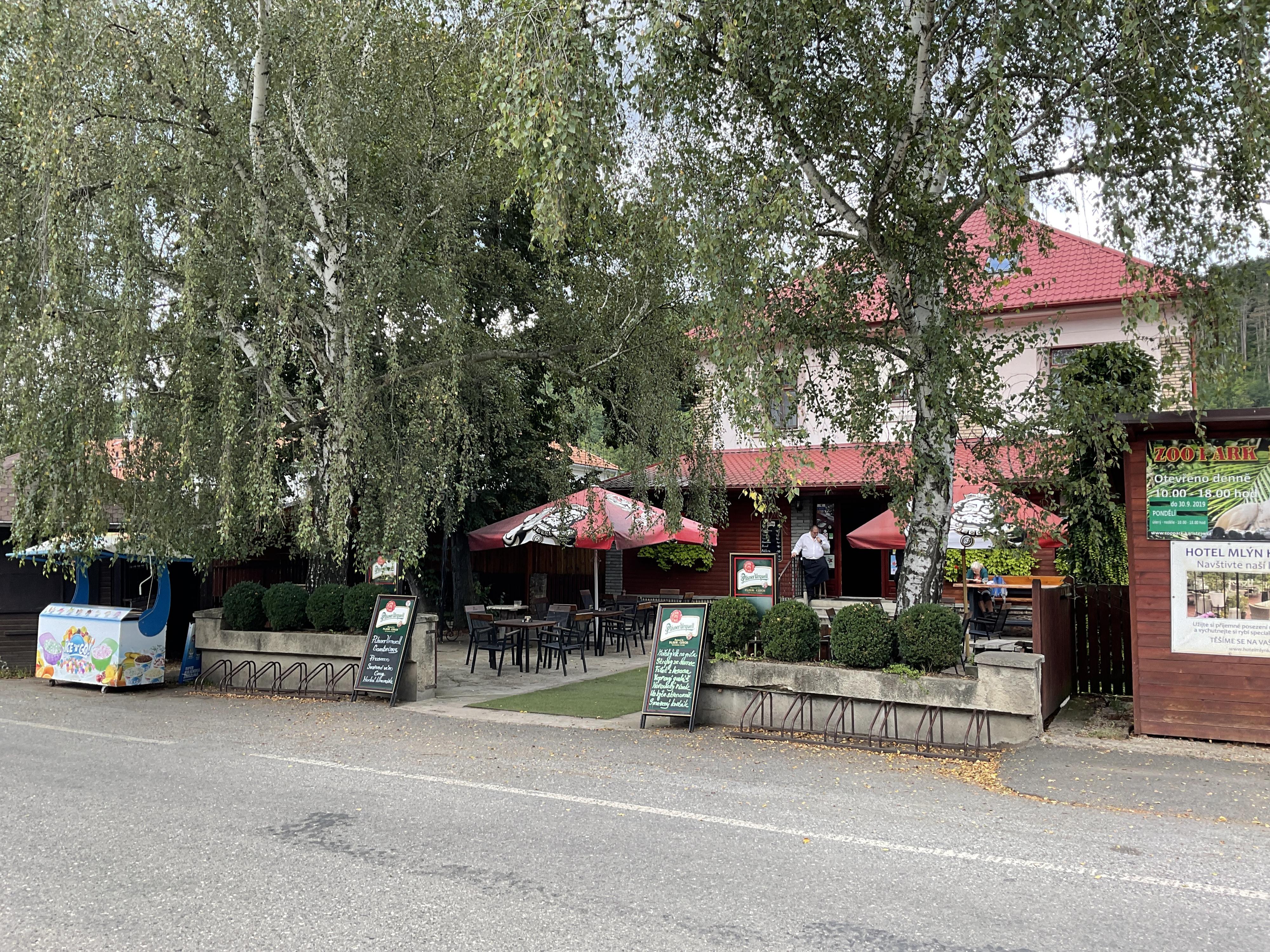 Penzion Karlštejn - restaurace foto 5