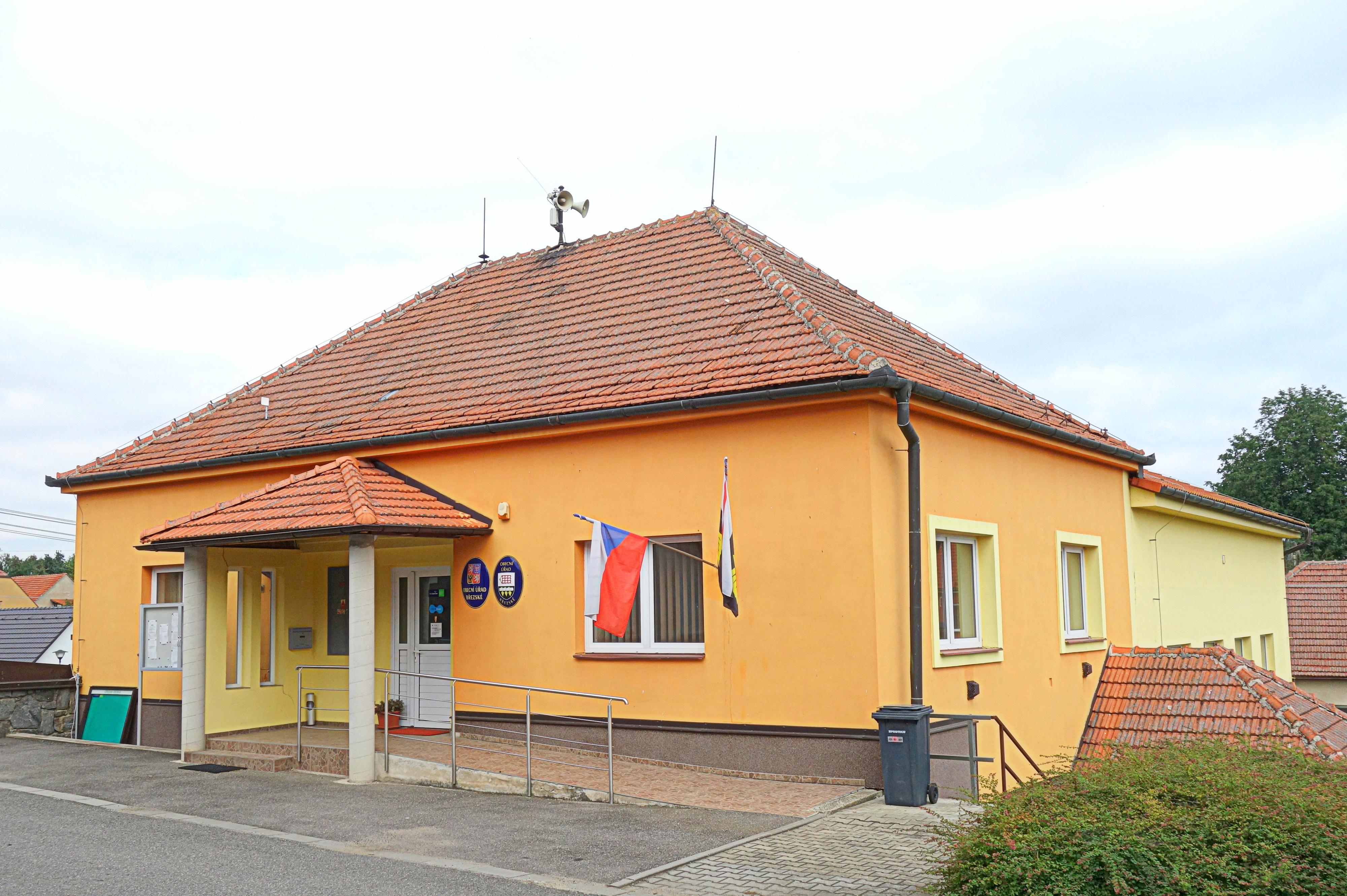 Březské - obecní úřad