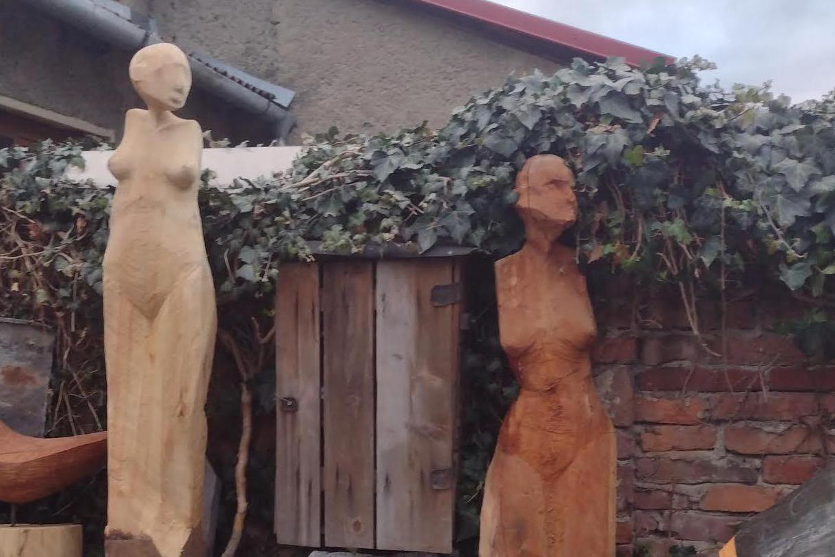 Ing. Arch. Igor Bureš - Sochařský ateliér DŘEVOTVOR