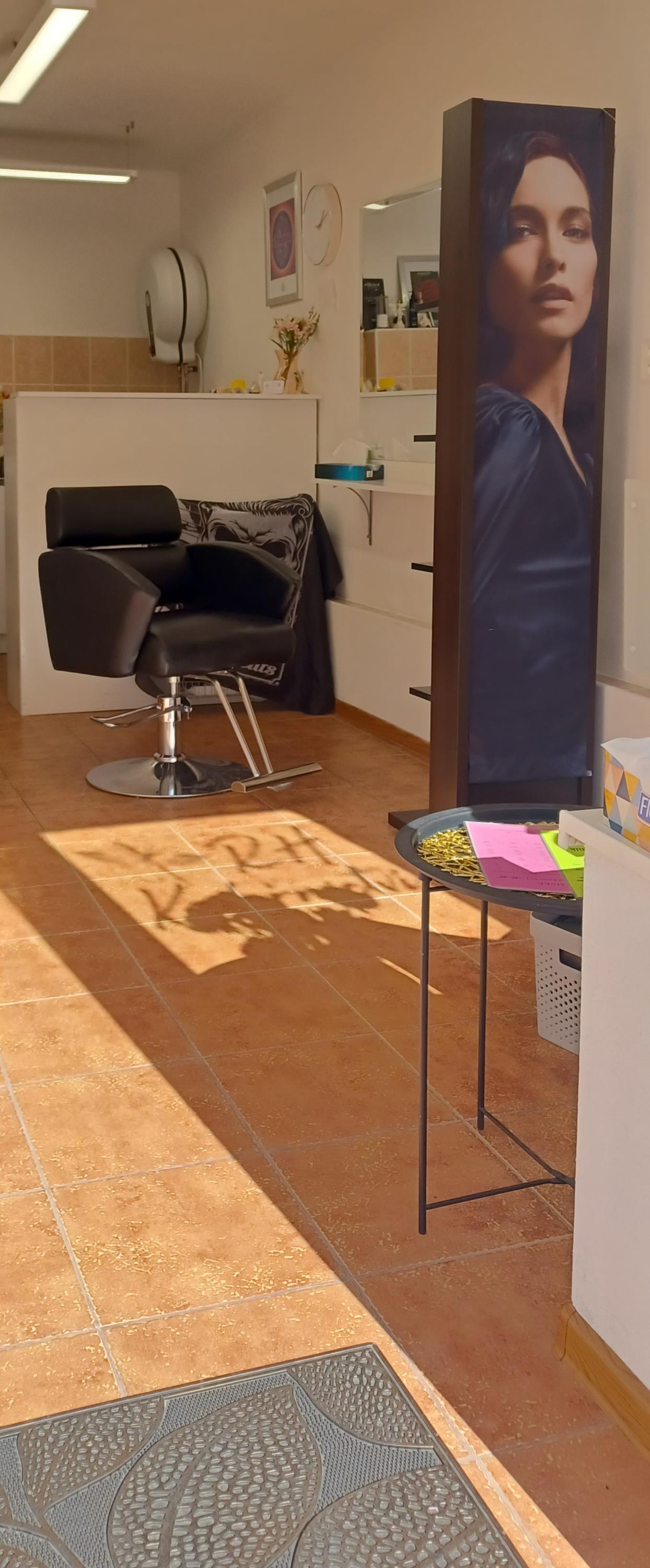 Kadeřnictví RH foto 4