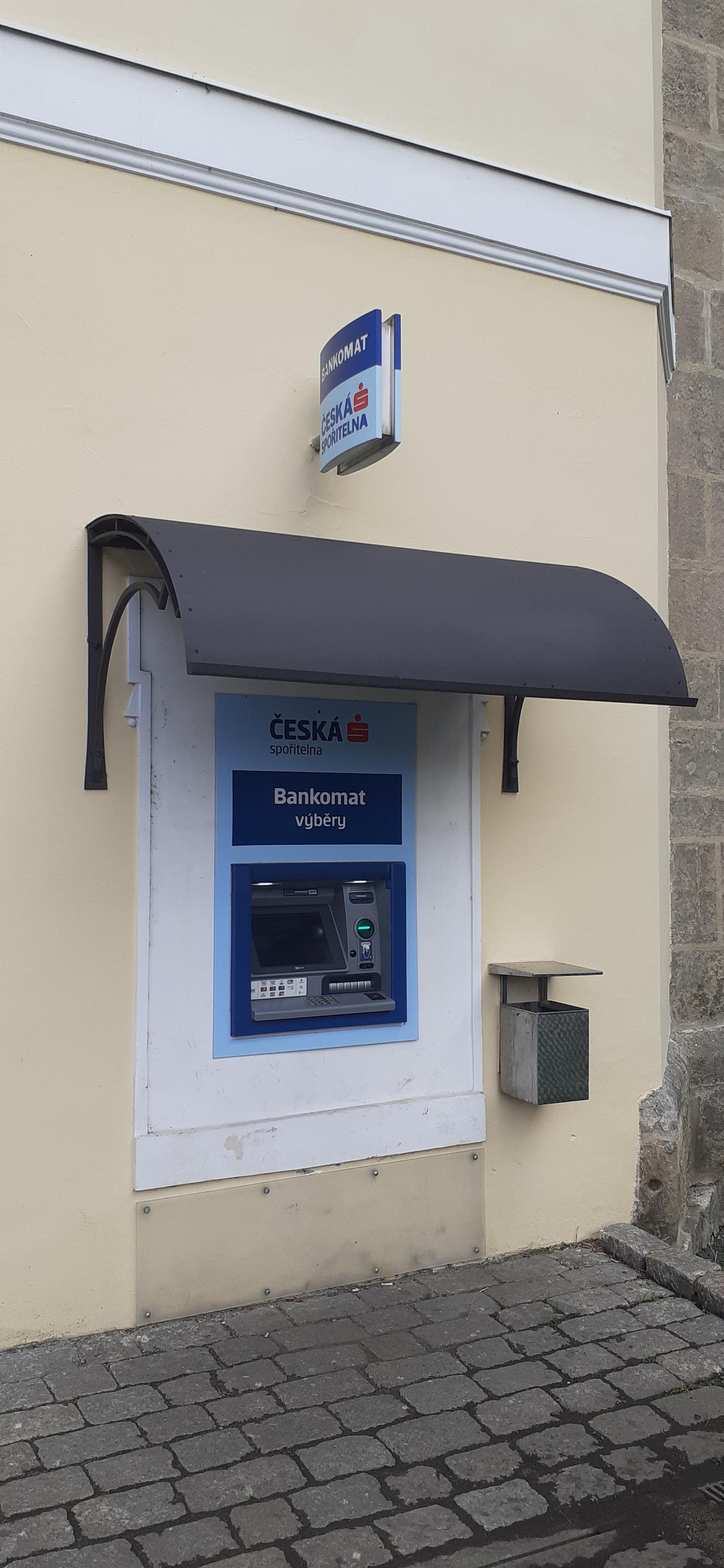 Bankomat České spořitelny foto 2