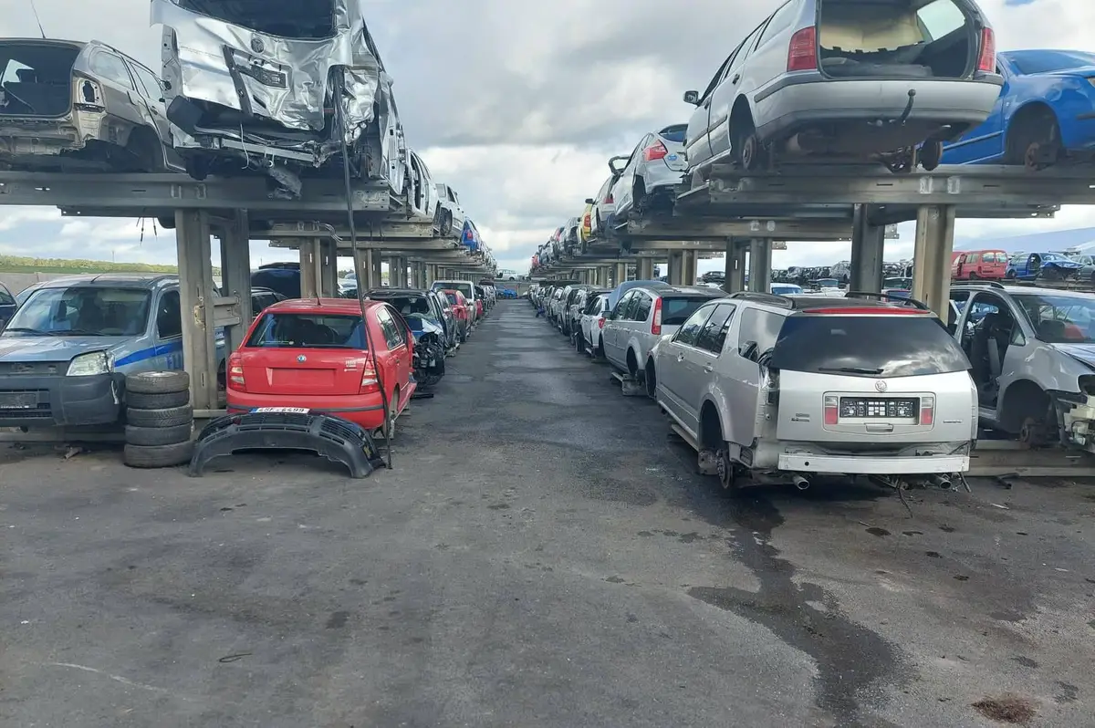 AUTODÍLY-NECHANICE.CZ