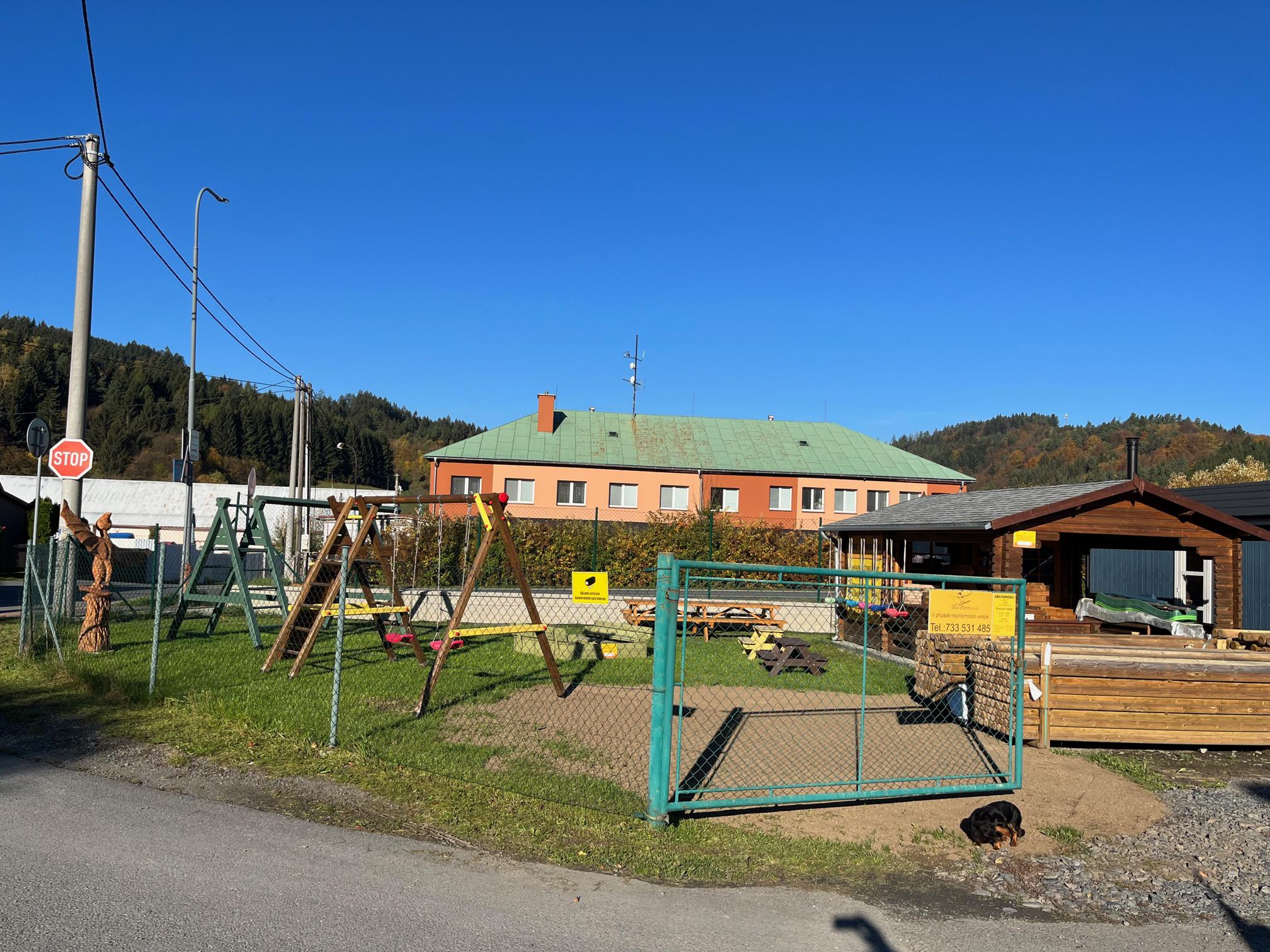 DUE PIETRO, s.r.o. - Dřevoprodej foto 5