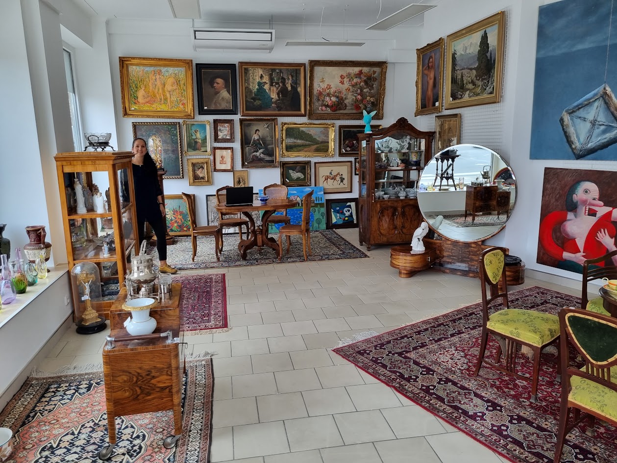 Galerie GRACiANO (antik - šperky - umění) - PRAHA foto 2