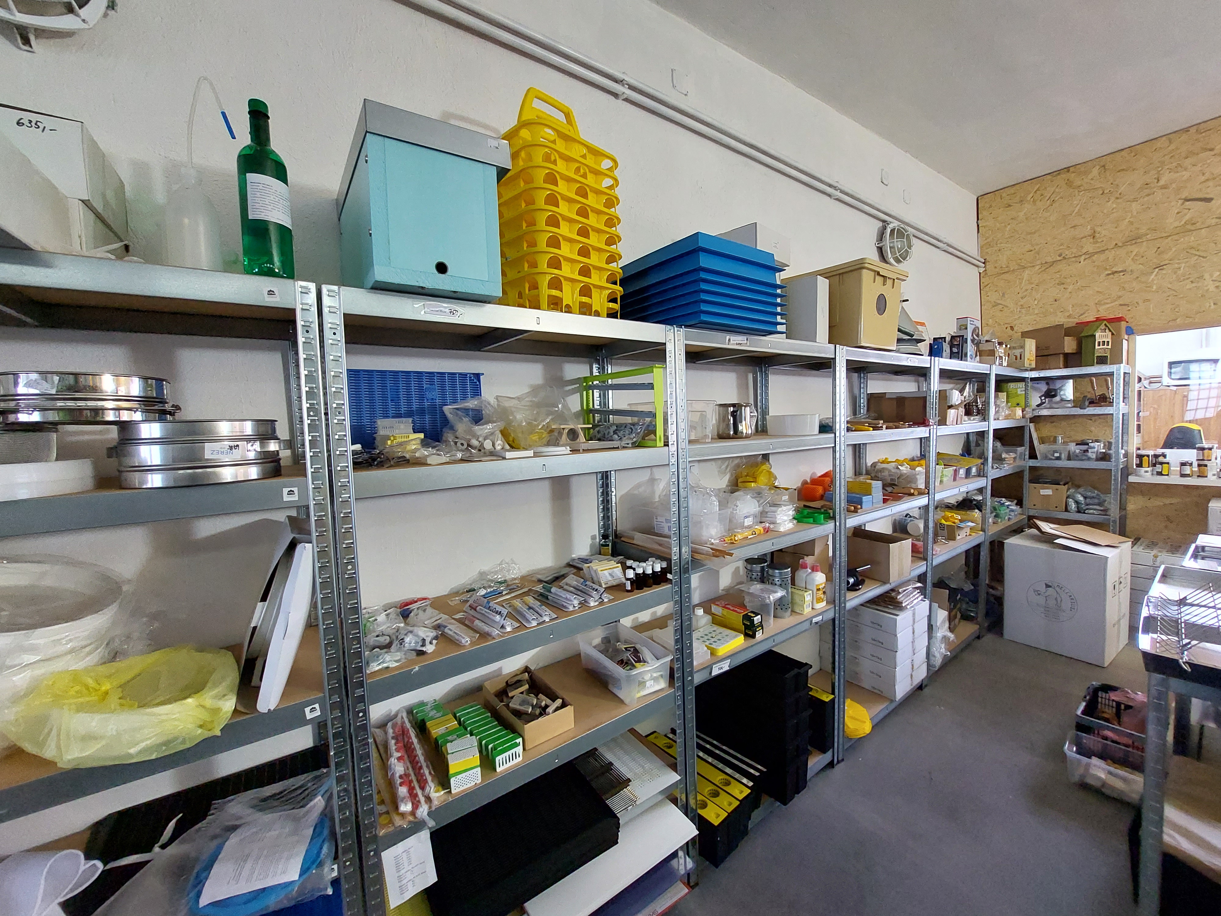 Včelka-shop.cz Vrchlabí - Včelařské potřeby foto 3