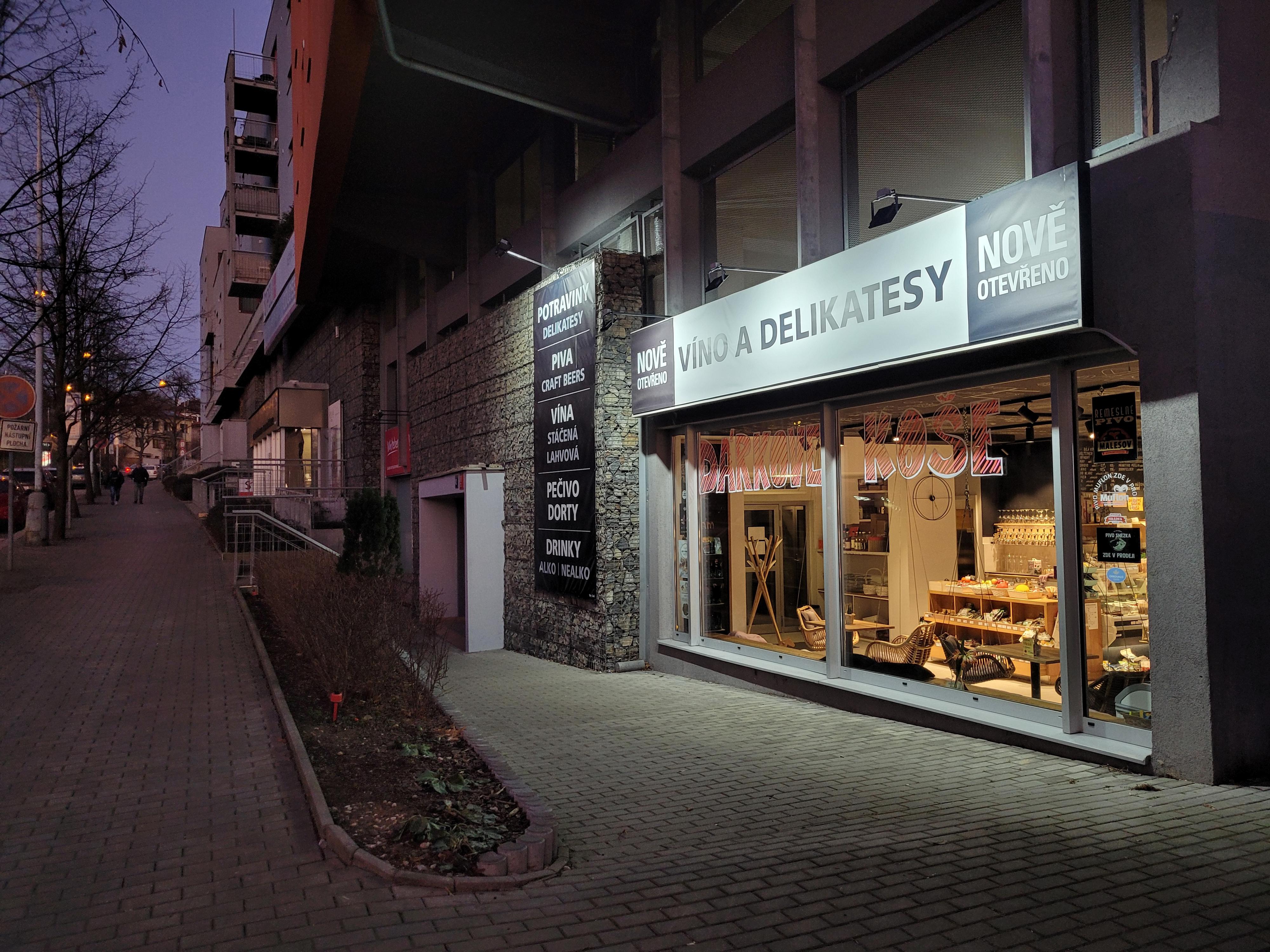 Víno a delikatesy SkyDeli