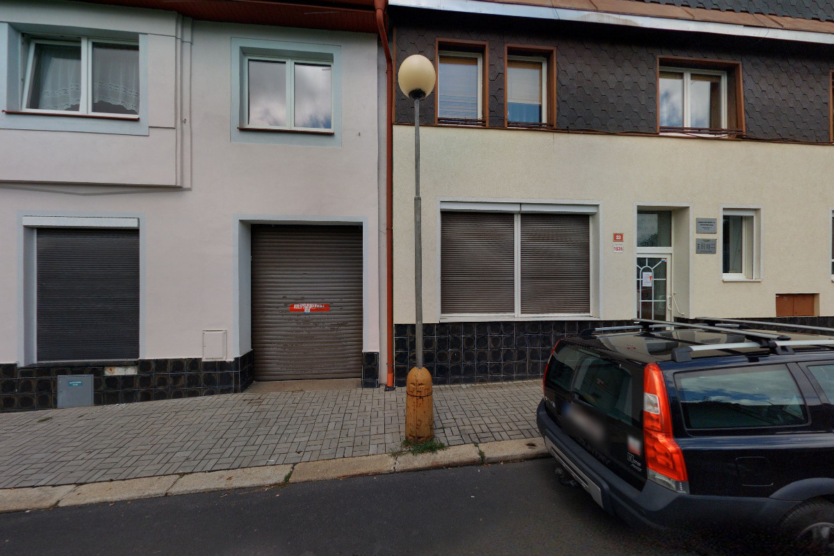 Schreiner med centrum, s.r.o.