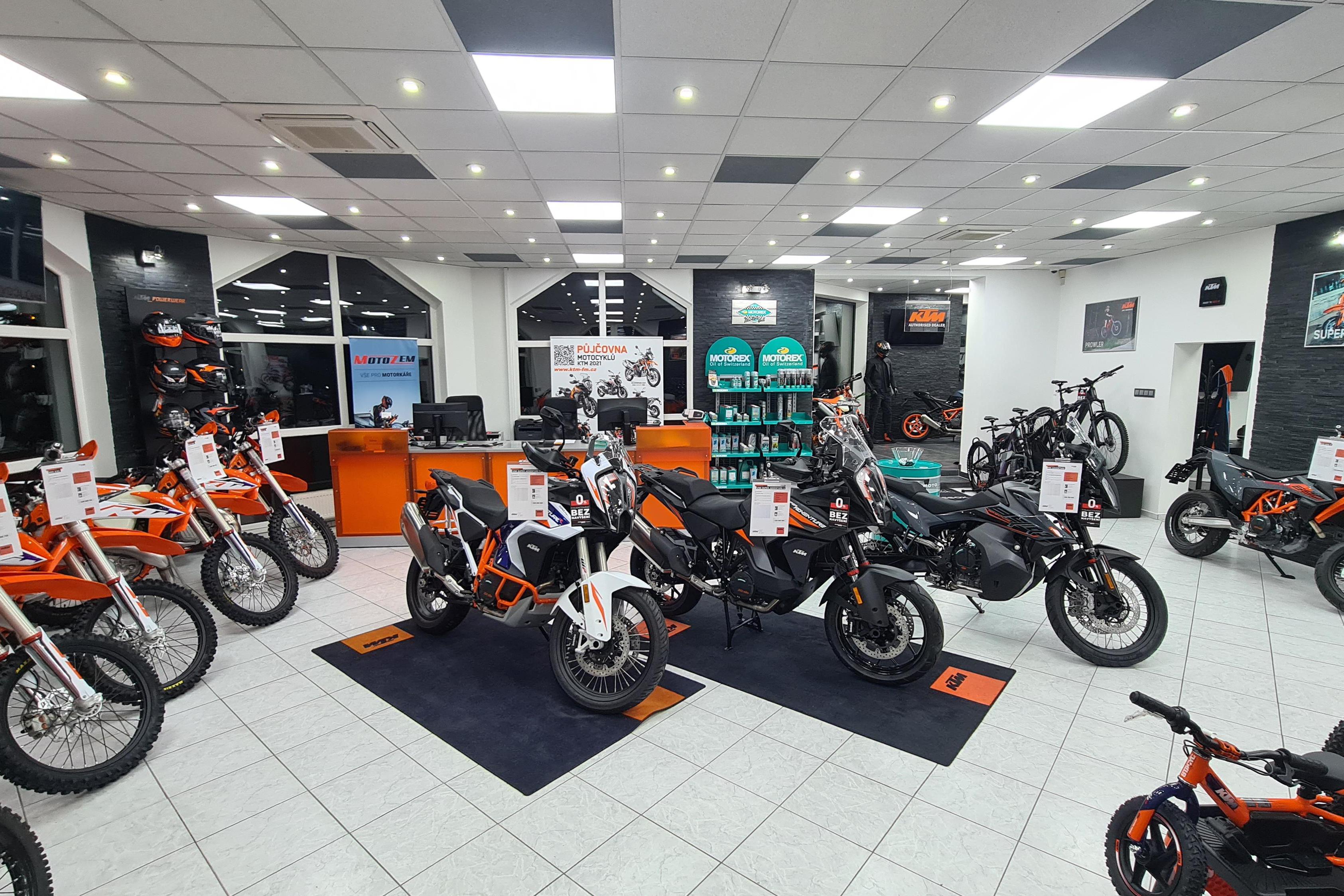 TOROLA racing s.r.o.