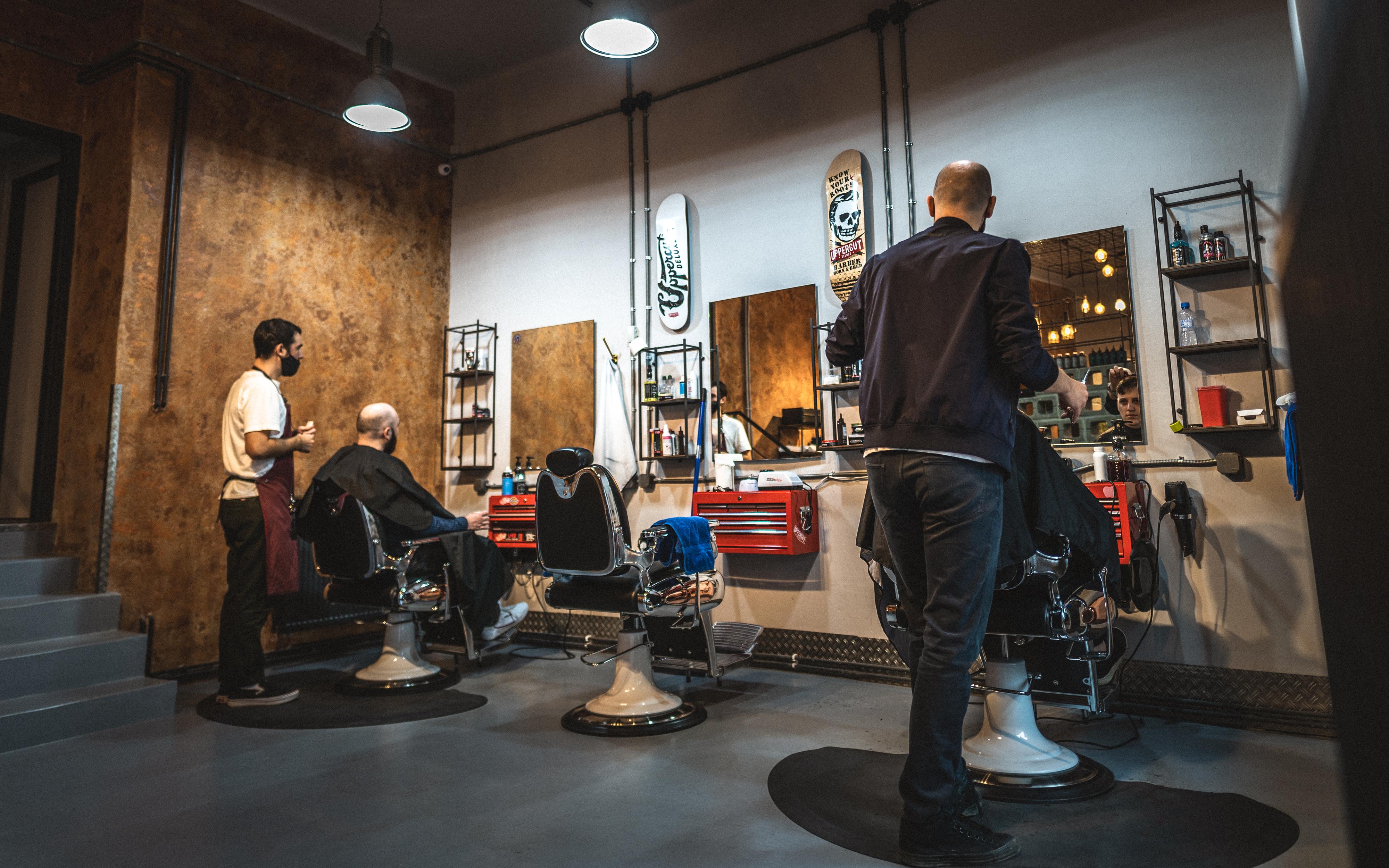 West Wood Barbershop foto 3