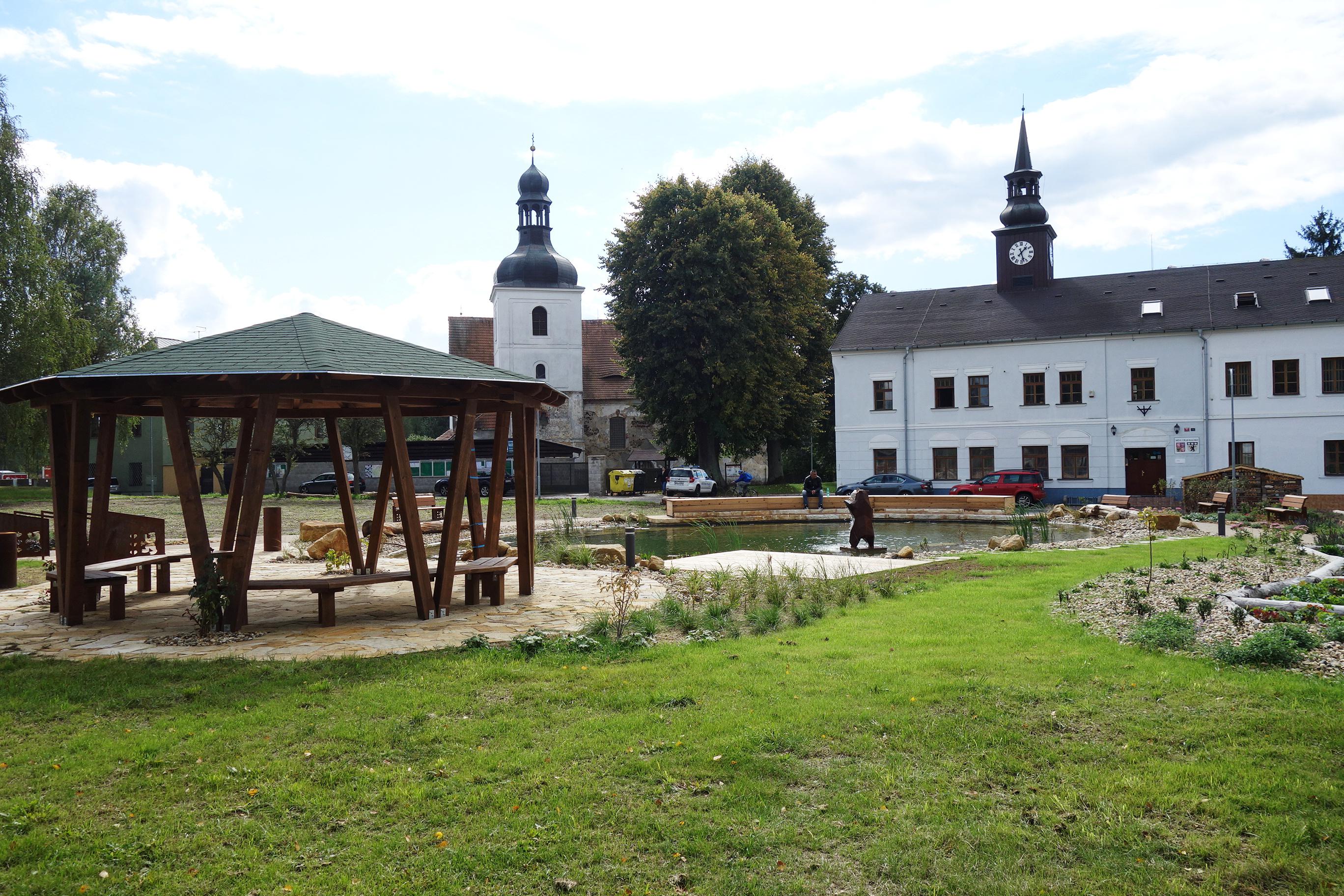Ralsko - městský úřad foto 5