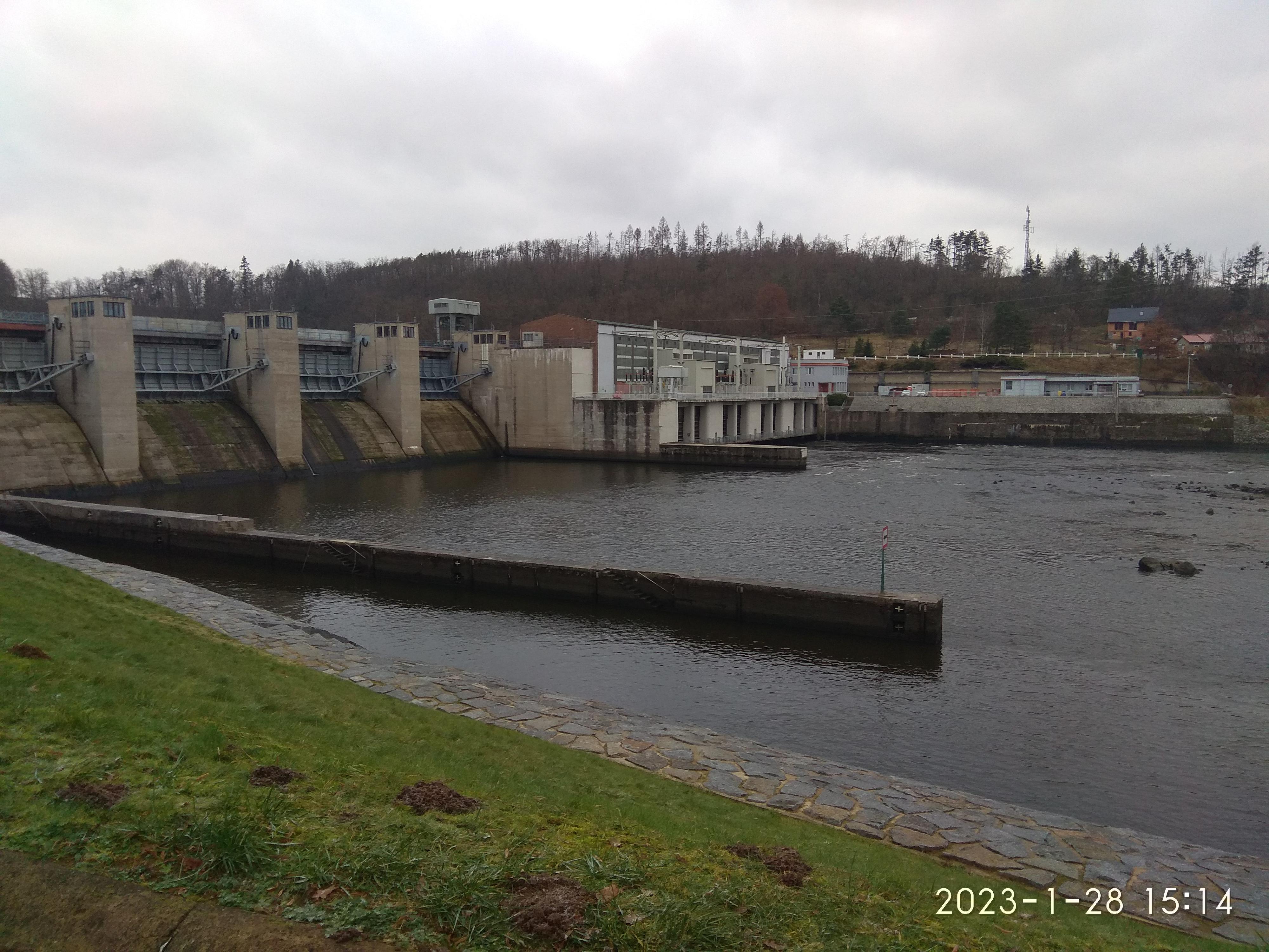 Plavební komora Kamýk nad Vltavou foto 5